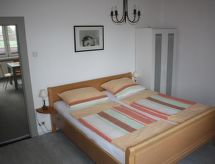 Rustiek Appartement in Ahrensbök met Grote Tuin, 11 km van de Oostzee - thumbnail 6