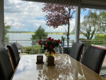 Vrijstaande Finse bungalow direct aan het meer bij Scharbeutz met sauna - thumbnail 5