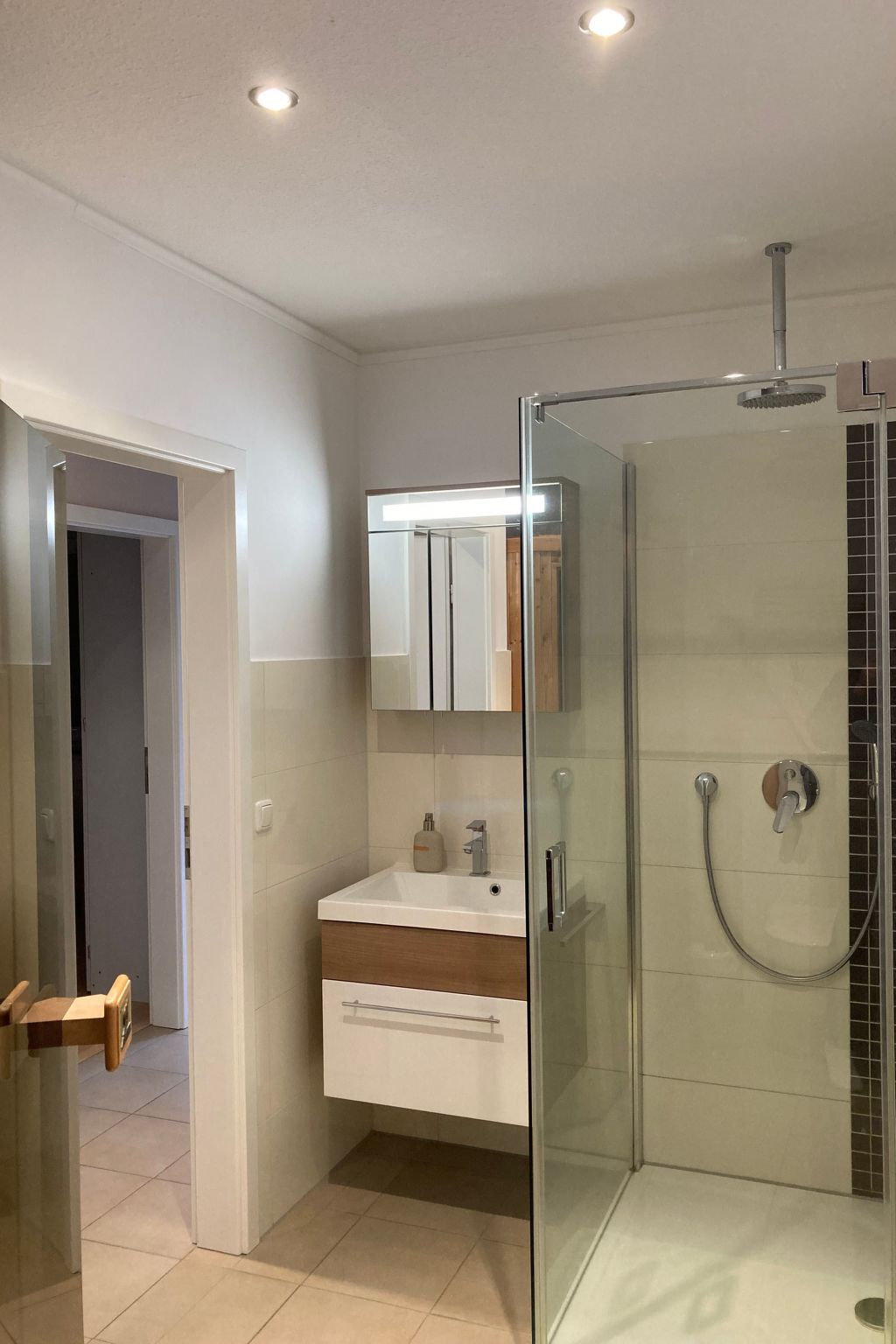 In Klingberg mit Seeblick-Binnen