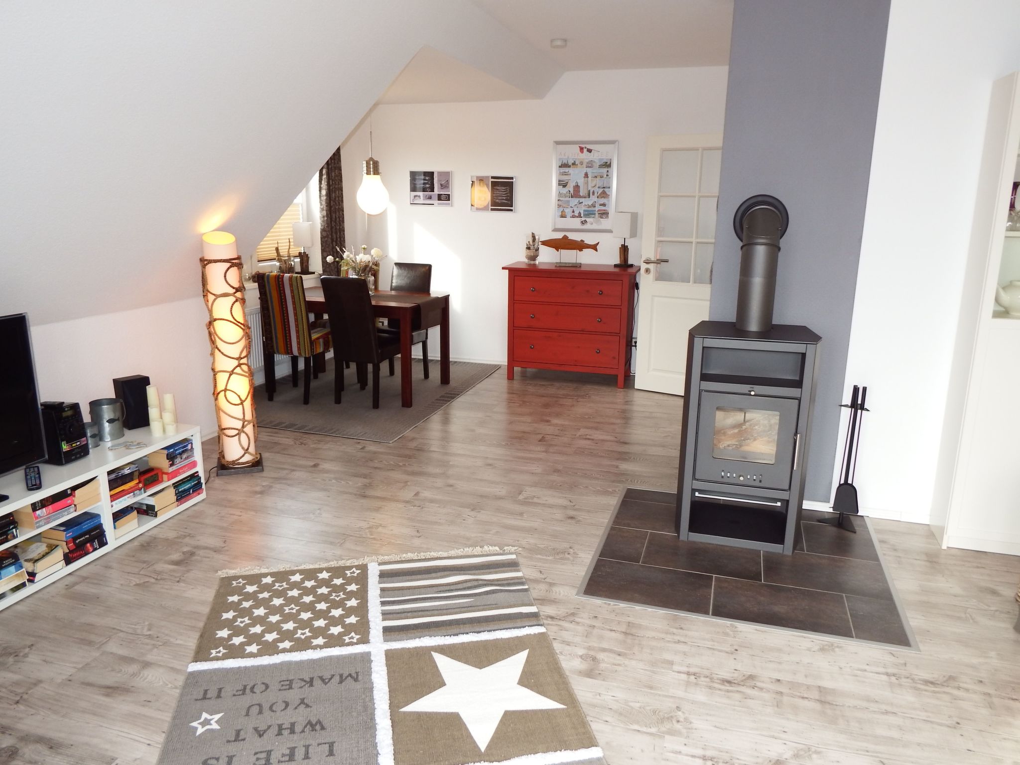 Moderne Ferienwohnung mit Südbalkon und Strandkorb-Binnen