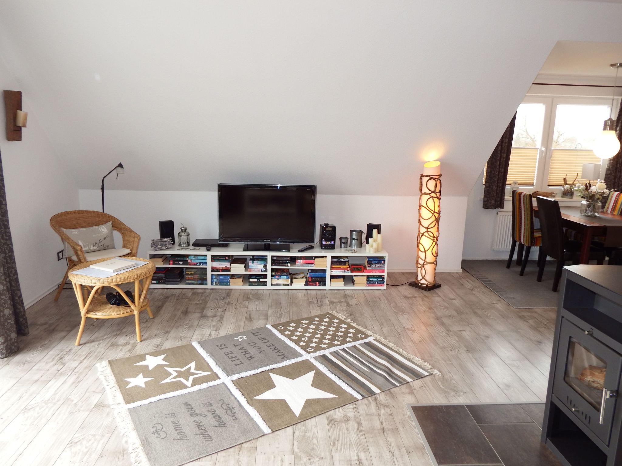 Moderne Ferienwohnung mit Südbalkon und Strandkorb-Binnen