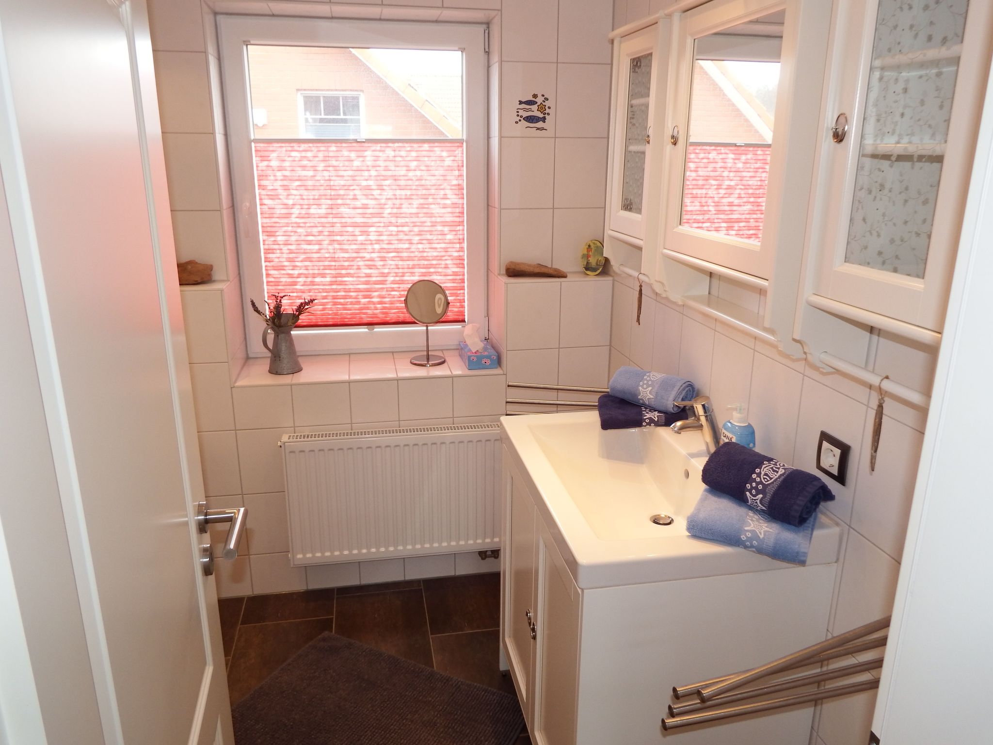 Moderne Ferienwohnung mit Südbalkon und Strandkorb-Binnen