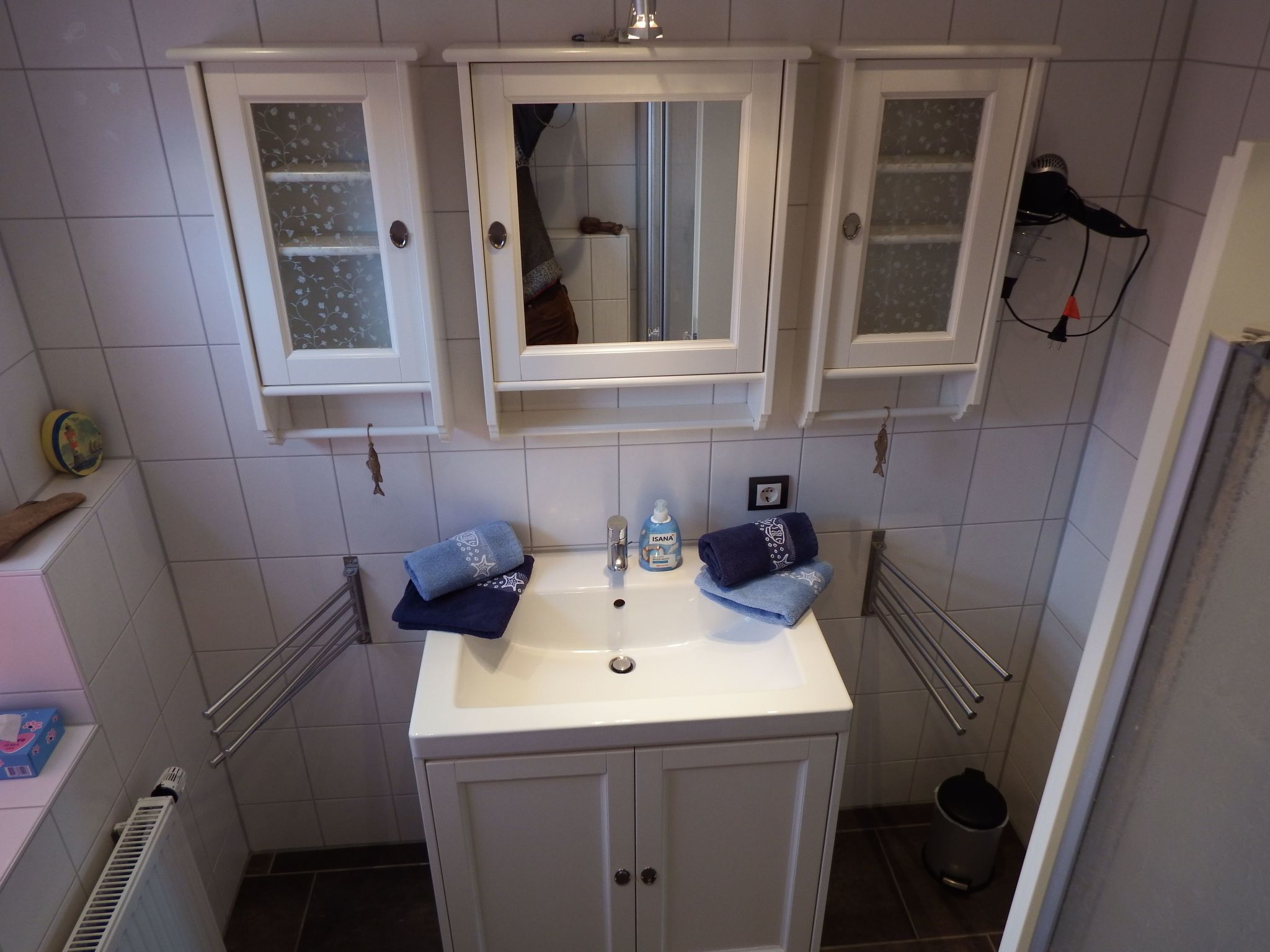 Moderne Ferienwohnung mit Südbalkon und Strandkorb-Binnen