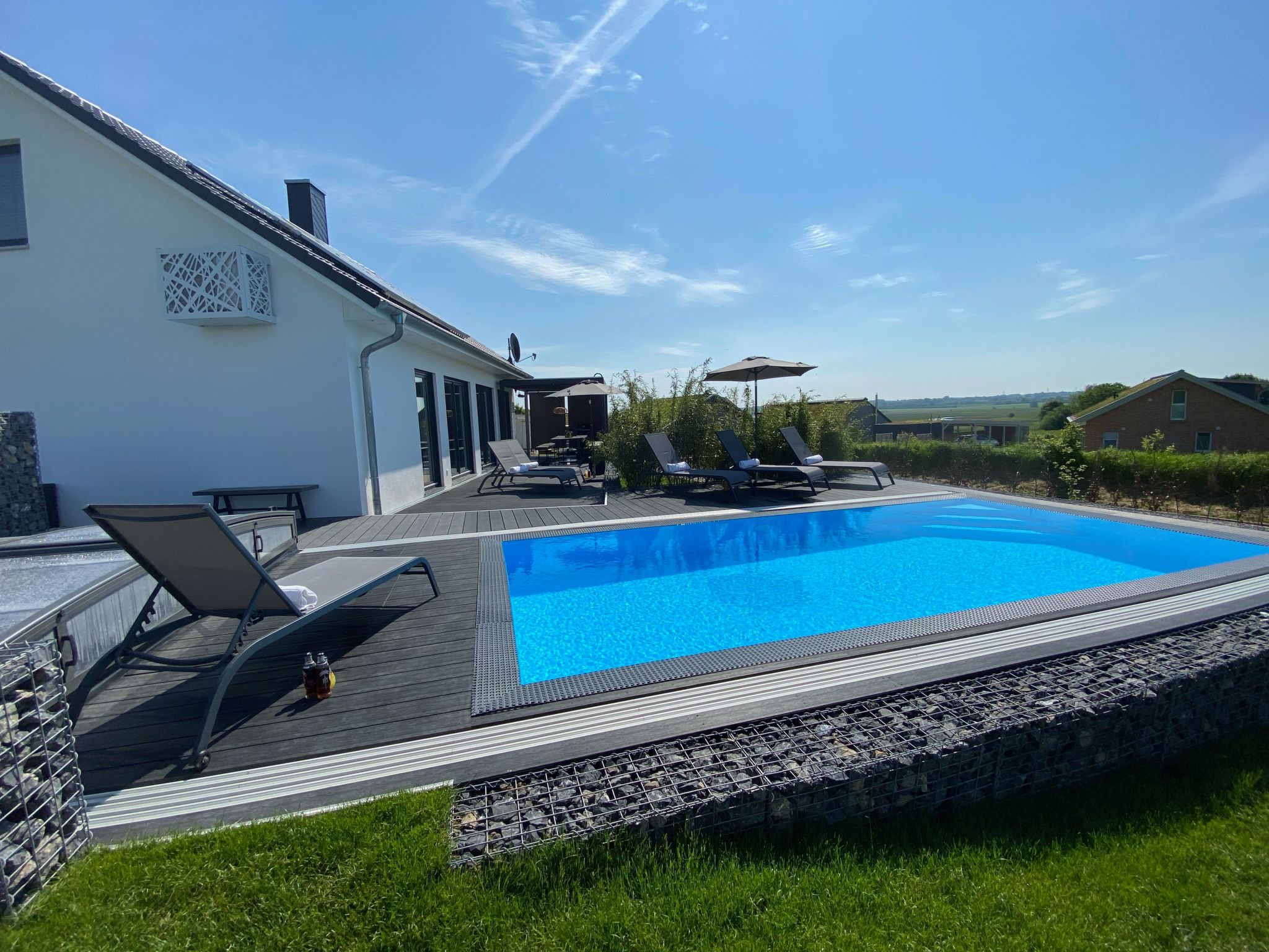 Hey Beachvilla-Image-tags.info