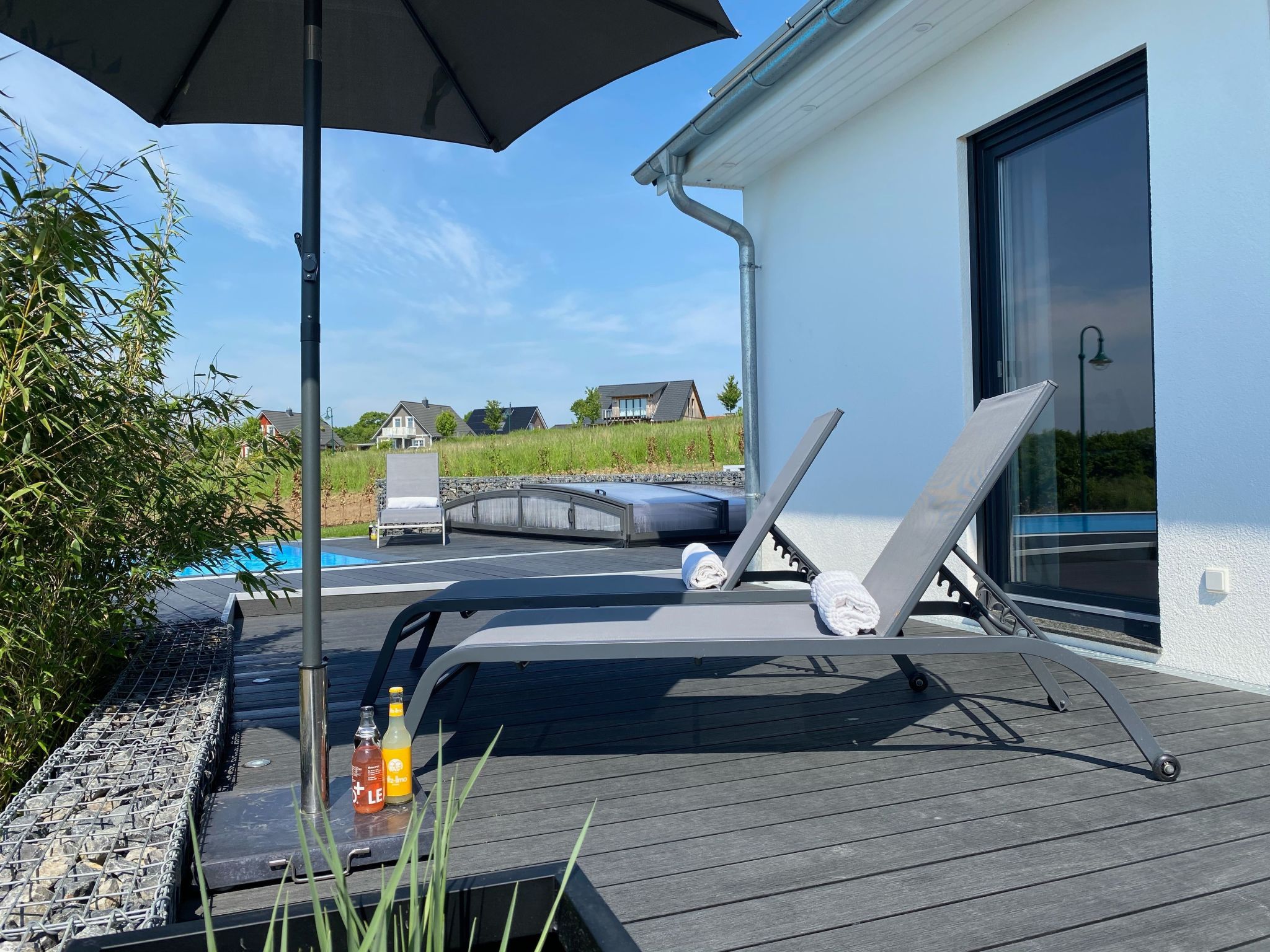 Hey Beachvilla-Image-tags.info