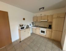 Ebenerdig vakantieappartement in Heiligenhafen met tuin, 1,5 km van de Oostzee - thumbnail 5