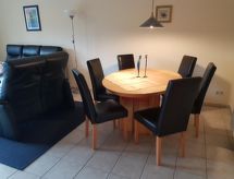 Ebenerdig vakantieappartement in Heiligenhafen met tuin, 1,5 km van de Oostzee - thumbnail 6