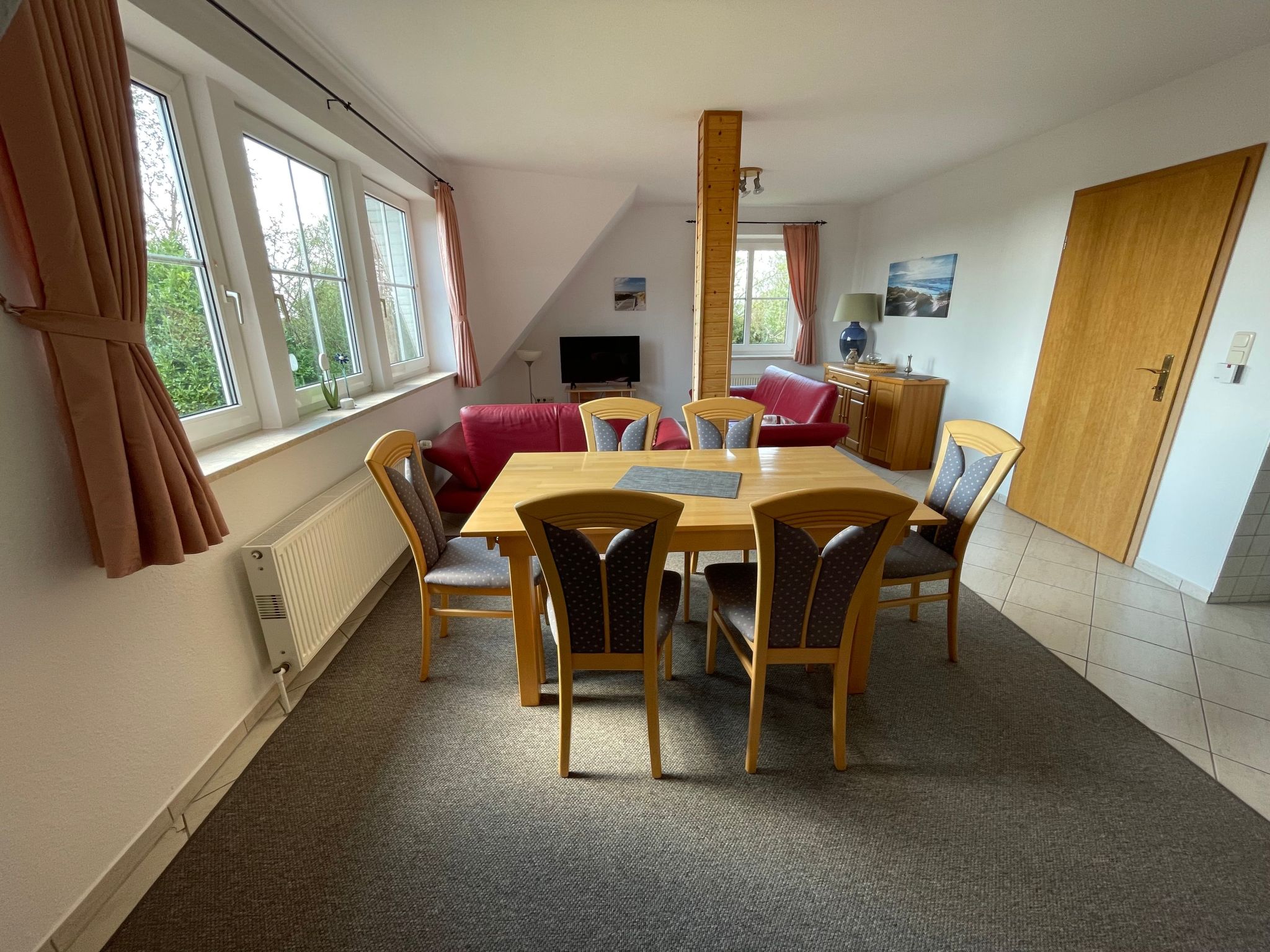 Appartement mit Blick in den Garten