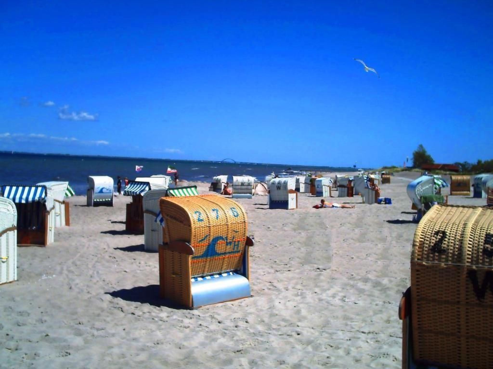 Strandurlaub im Ferienappartement mit Garten-Binnen