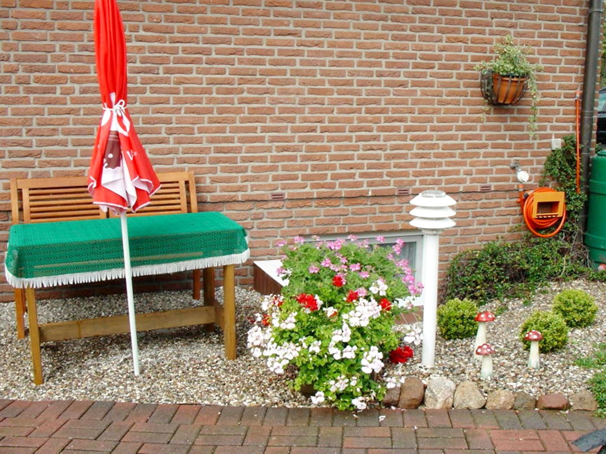 Wohnung in Neue Tiefe mit Terrasse, Garten und Grill-Binnen