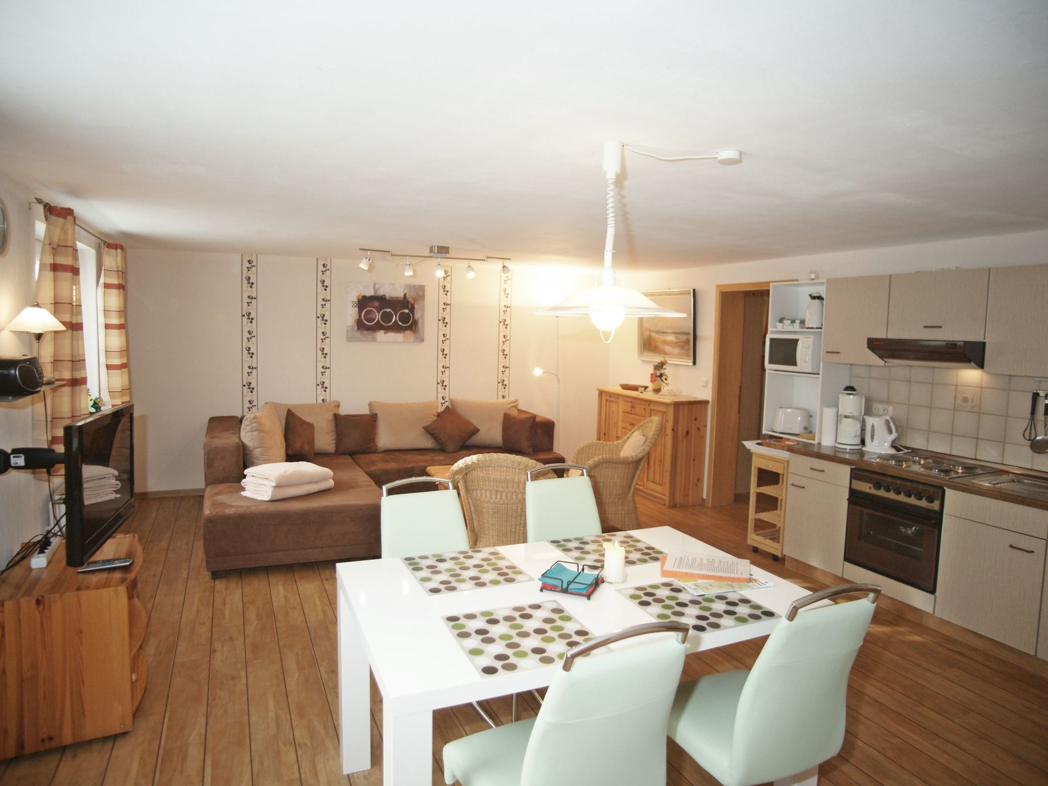 Für vier Personen-Binnen