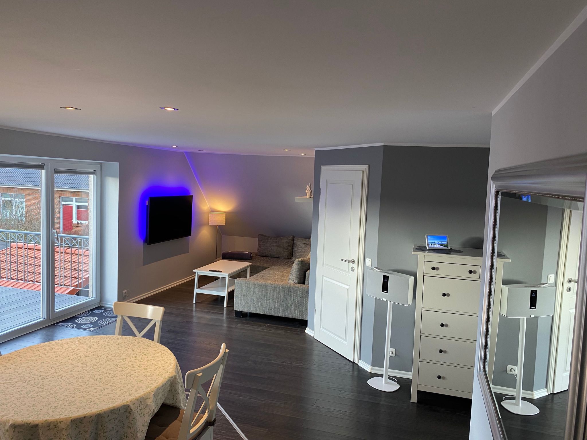 In ruhiger Lage mit großem Balkon-Binnen