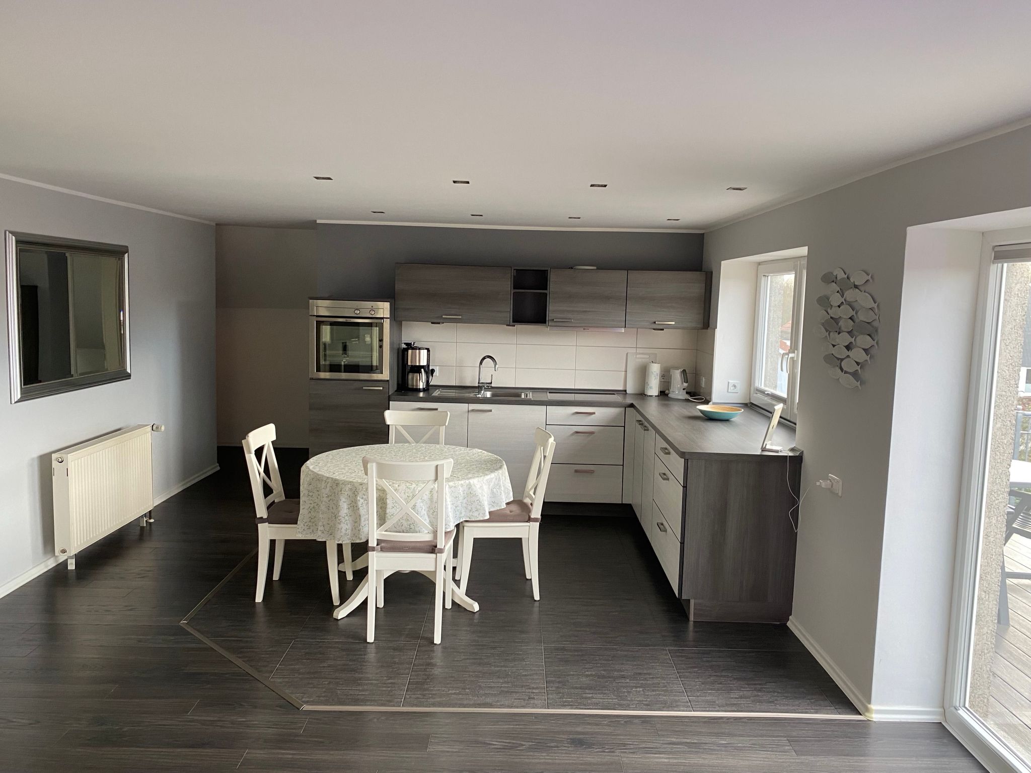 In ruhiger Lage mit großem Balkon-Binnen