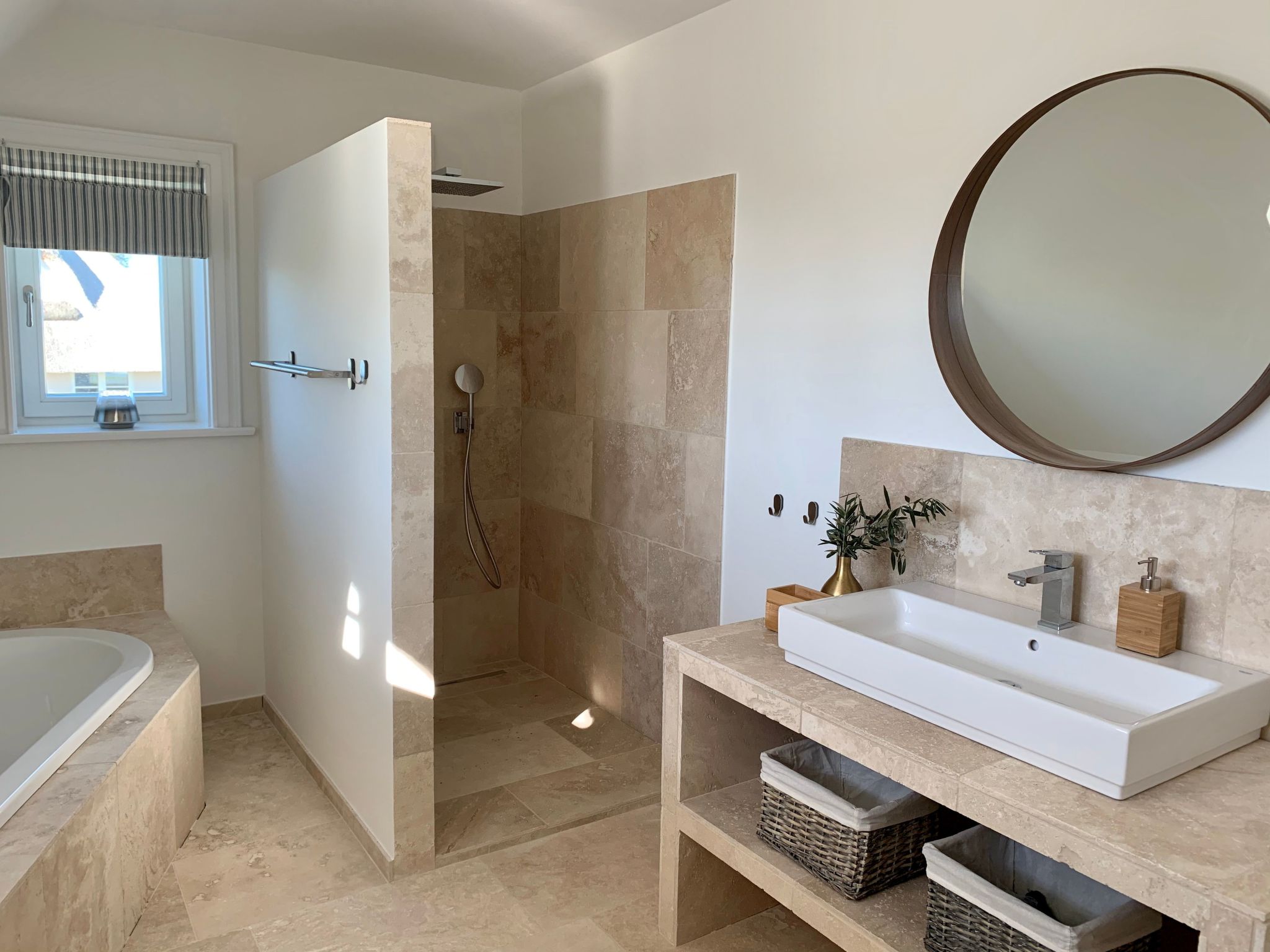 Reethus Linda am Schloß Groß Schwansee-Image-tags.info