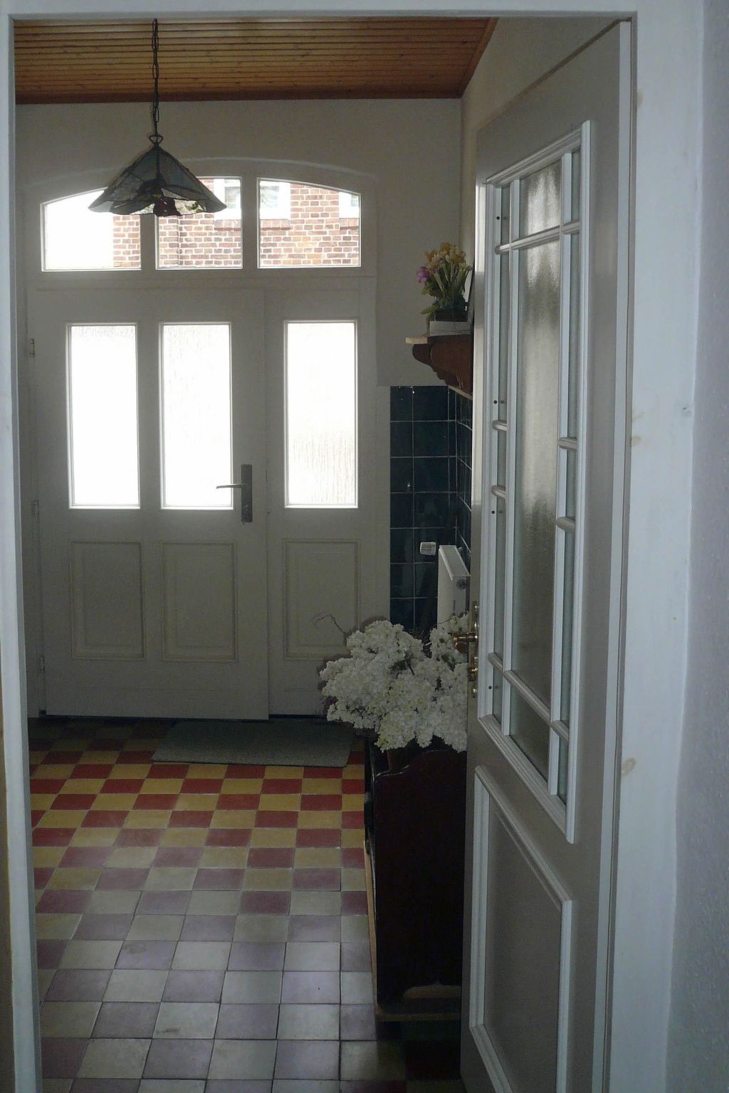 Charmante Wohnung in Dassow mit Terrasse und Grill-Binnen