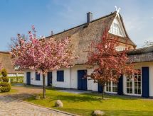 in Groß Schwansee mit Offenem Kamin