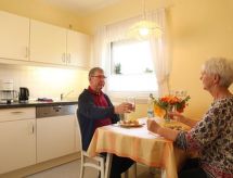 Ruim appartement met groot balkon in Walsrode, vlakbij het centrum - thumbnail 3