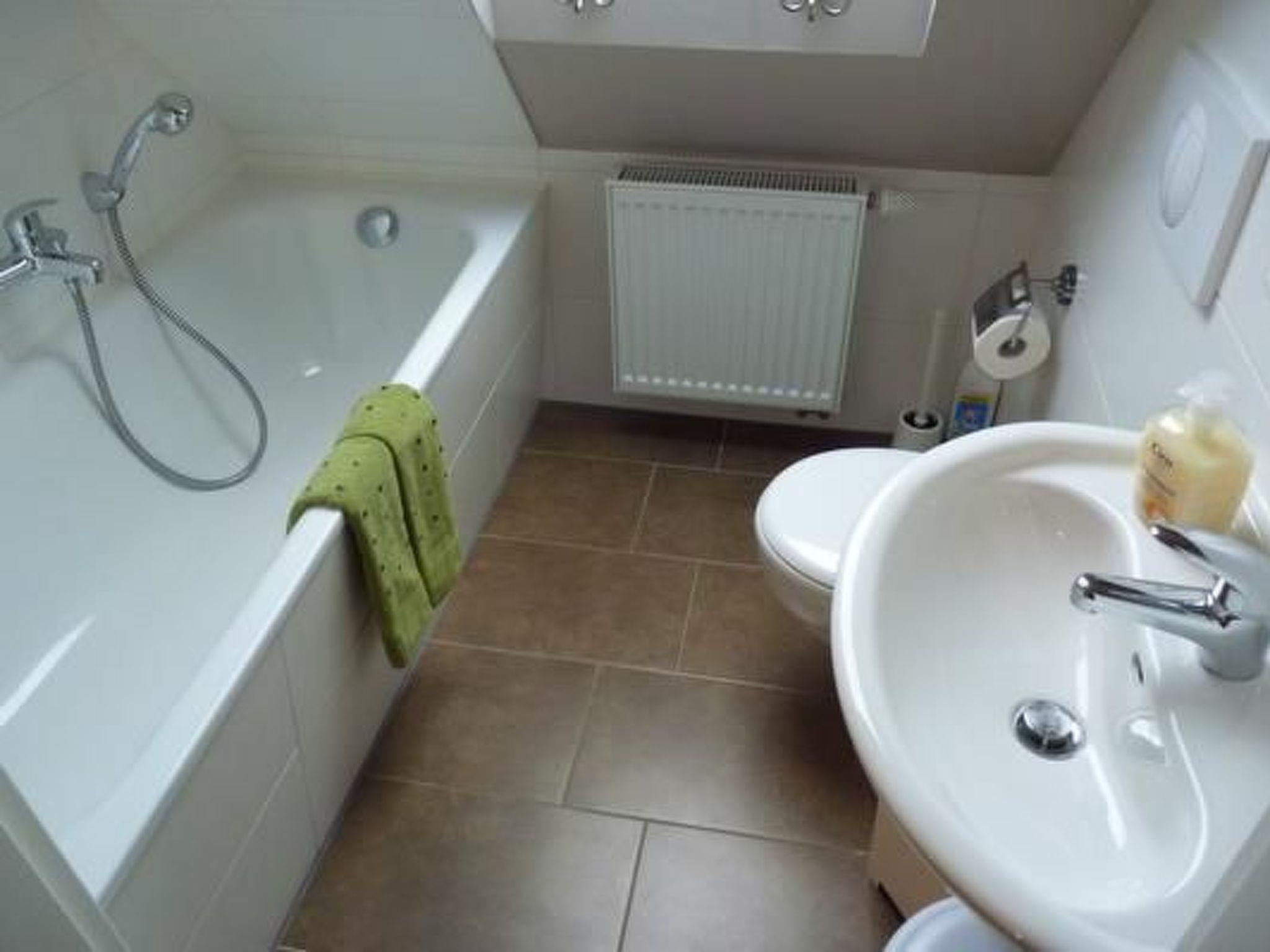 In Klein Meckelsen mit Garten-Drinnen