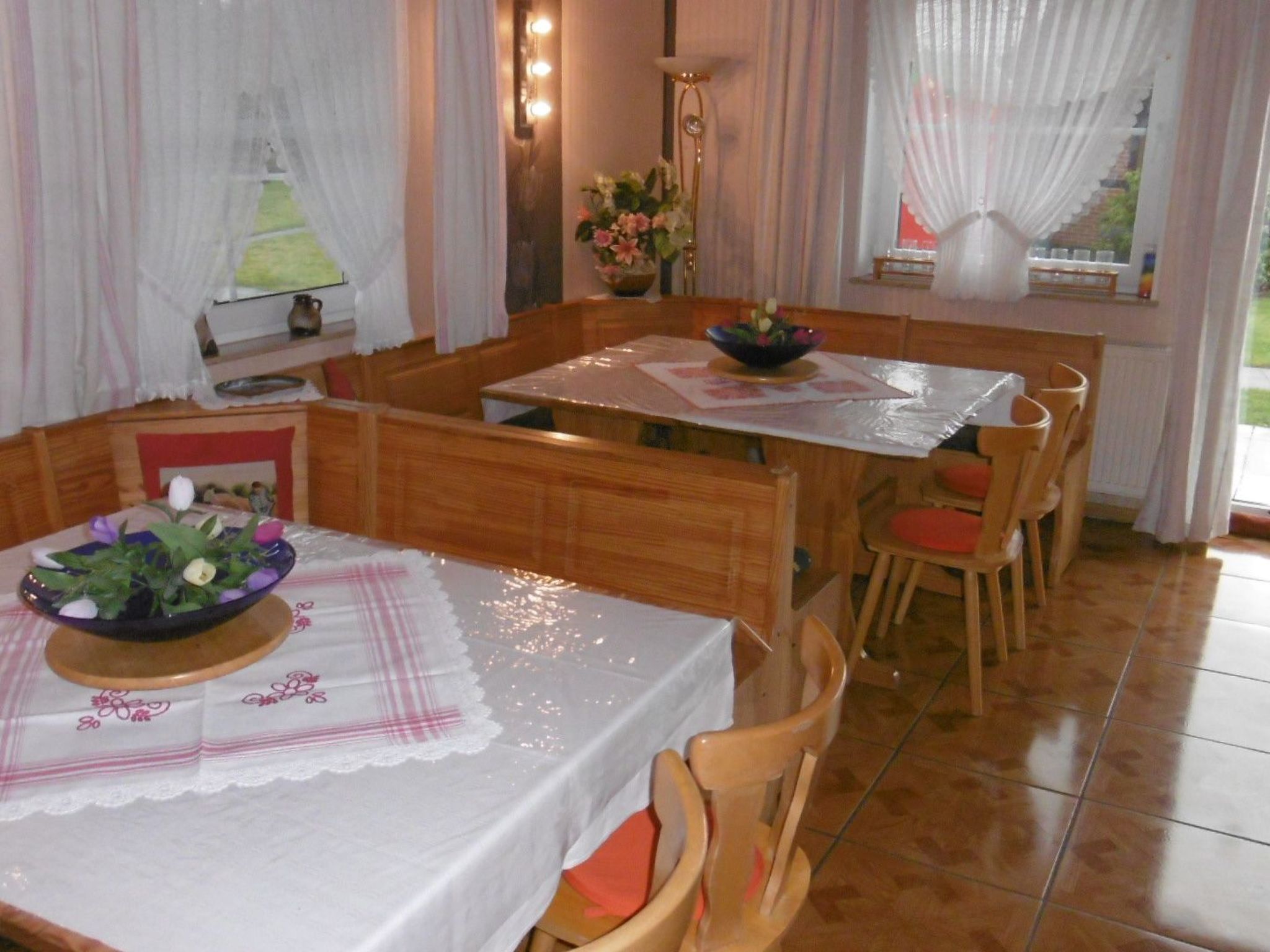 Für 16 Personen mit Terrasse-Dedans