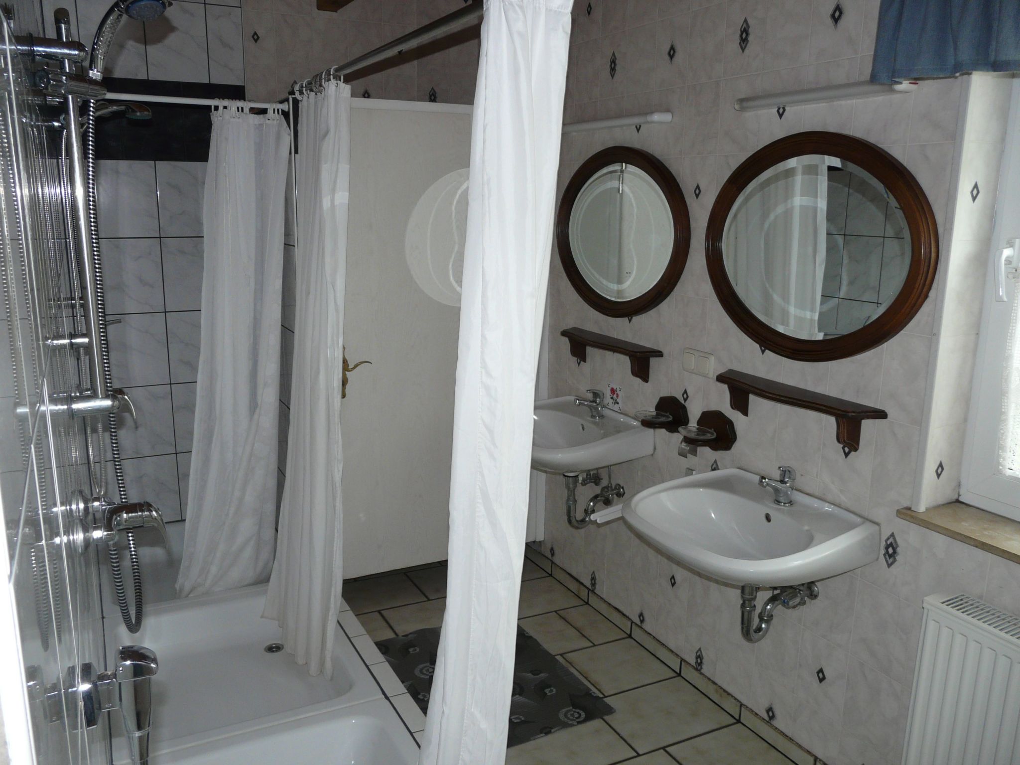 Für 16 Personen mit Terrasse-Dedans