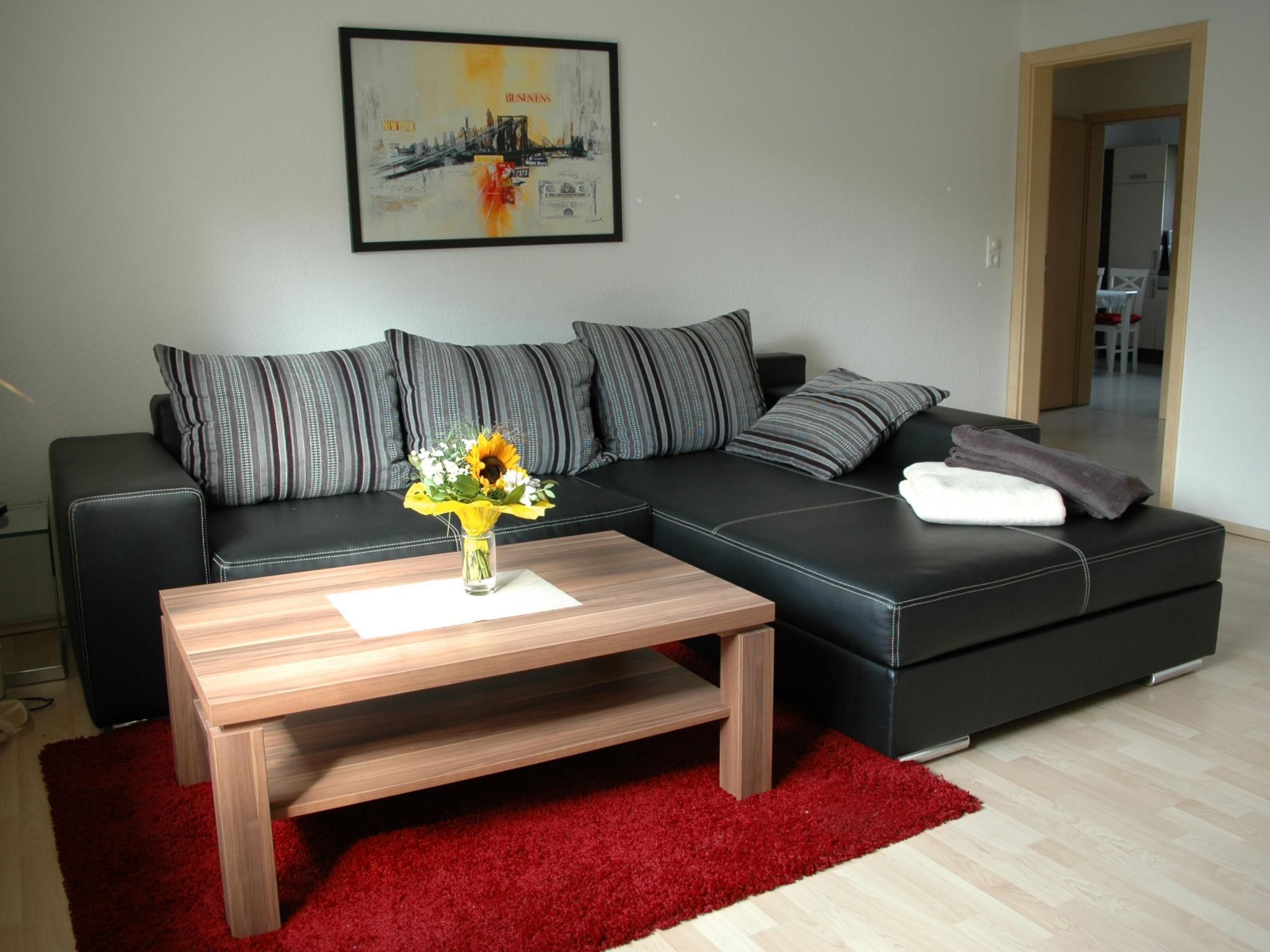 Mit Indoorpool, Garten und Partyraum-Binnen