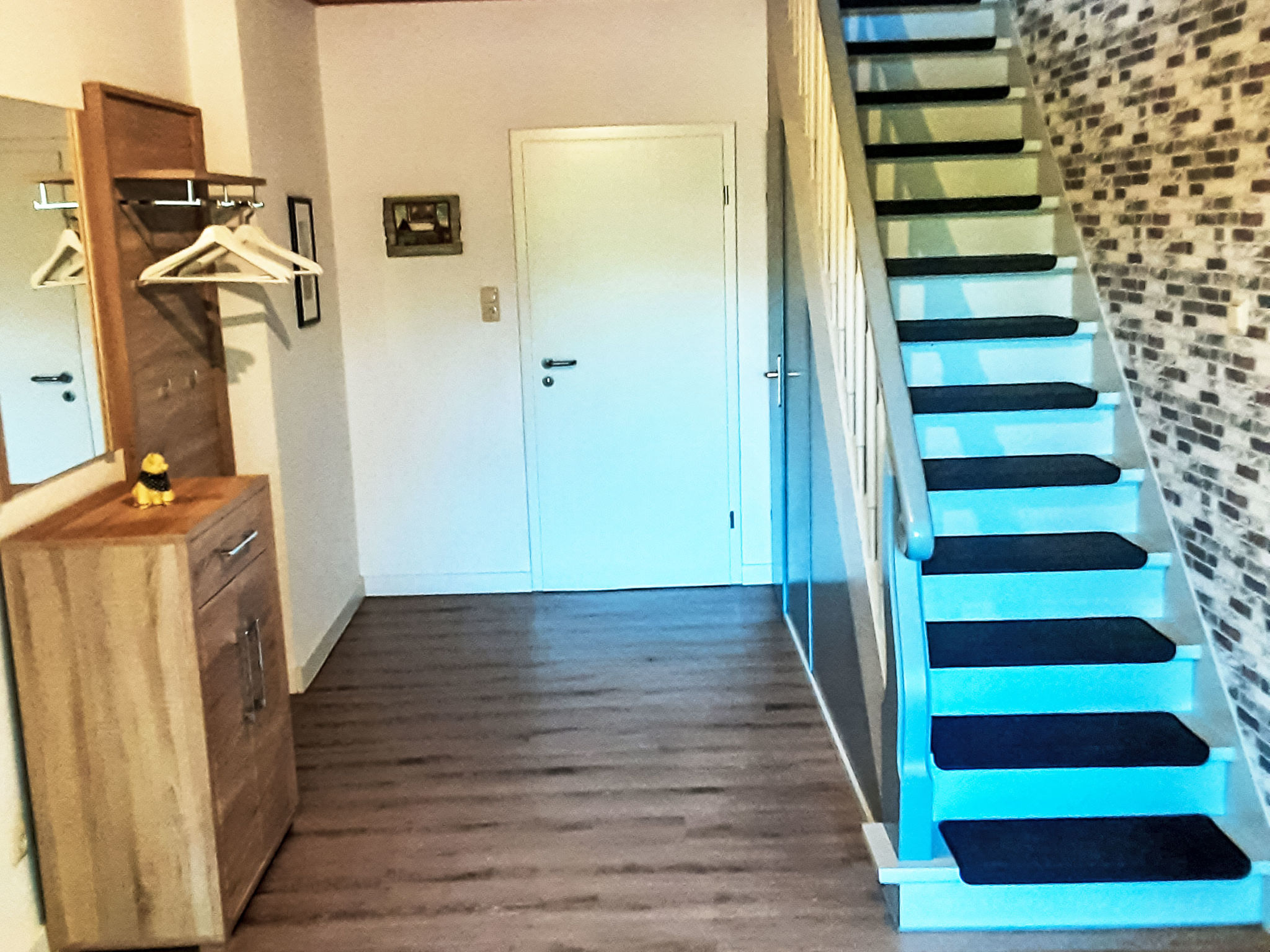 Komfortable Ferienwohnung mit großem Garten - Binnen