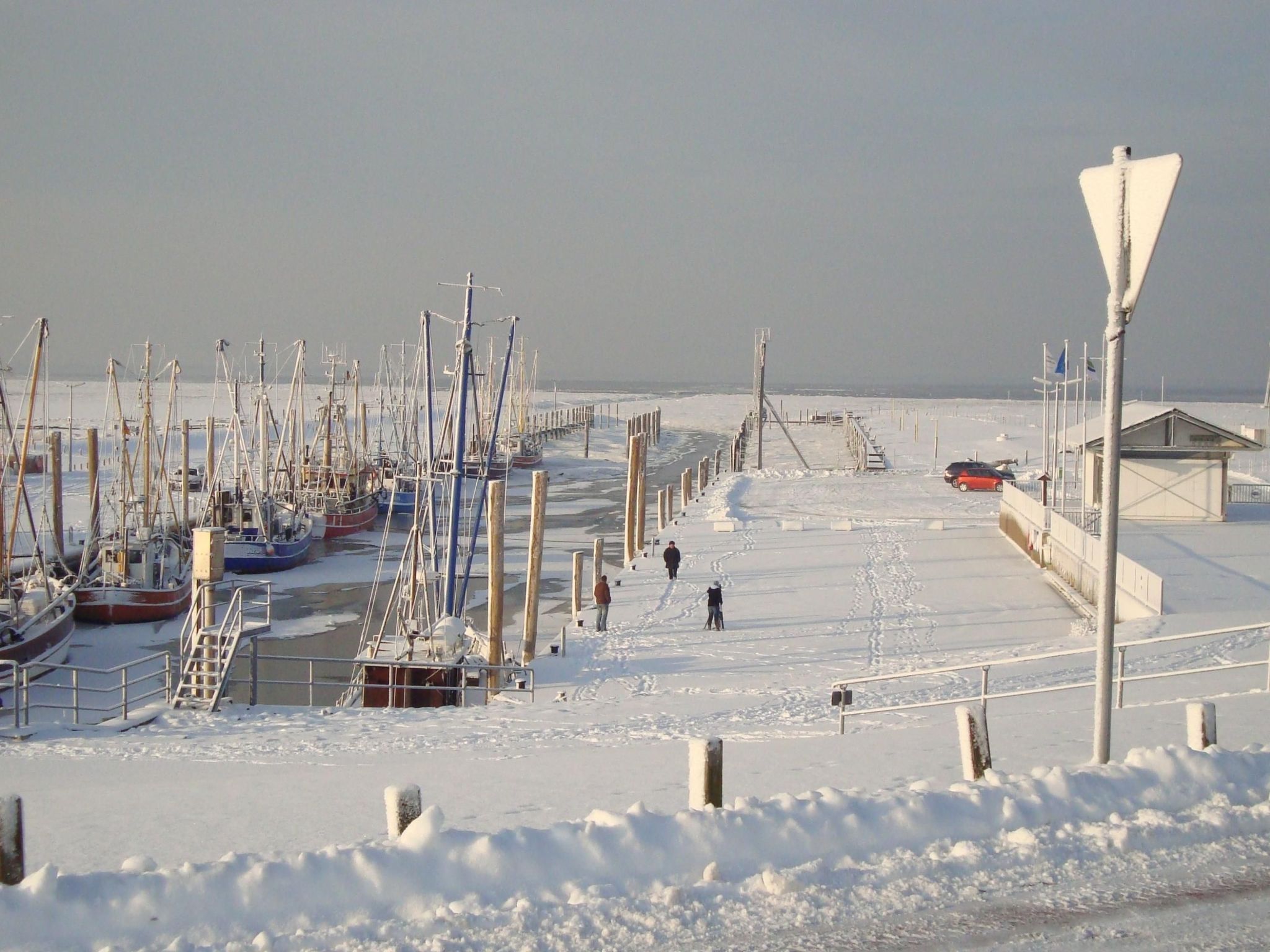Komfortable Ferienwohnung mit großem Garten-Dedans
