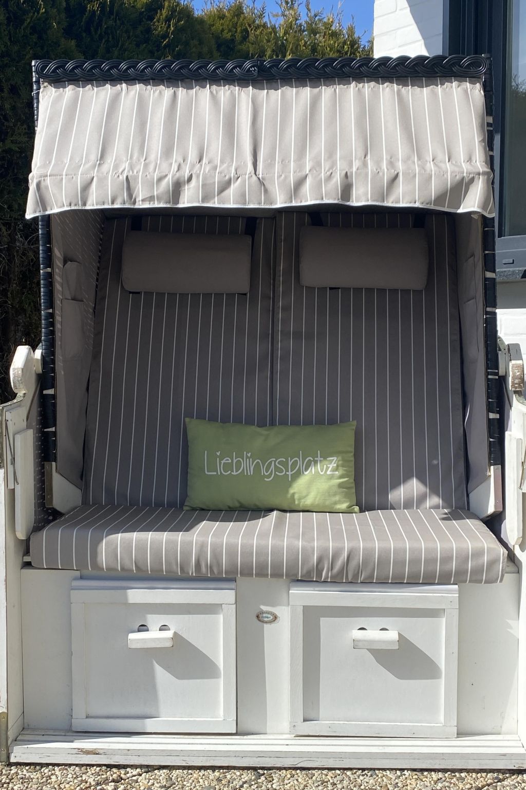 Freistehendes Ferienhaus in Tossens mit Terrasse-Image-tags.info