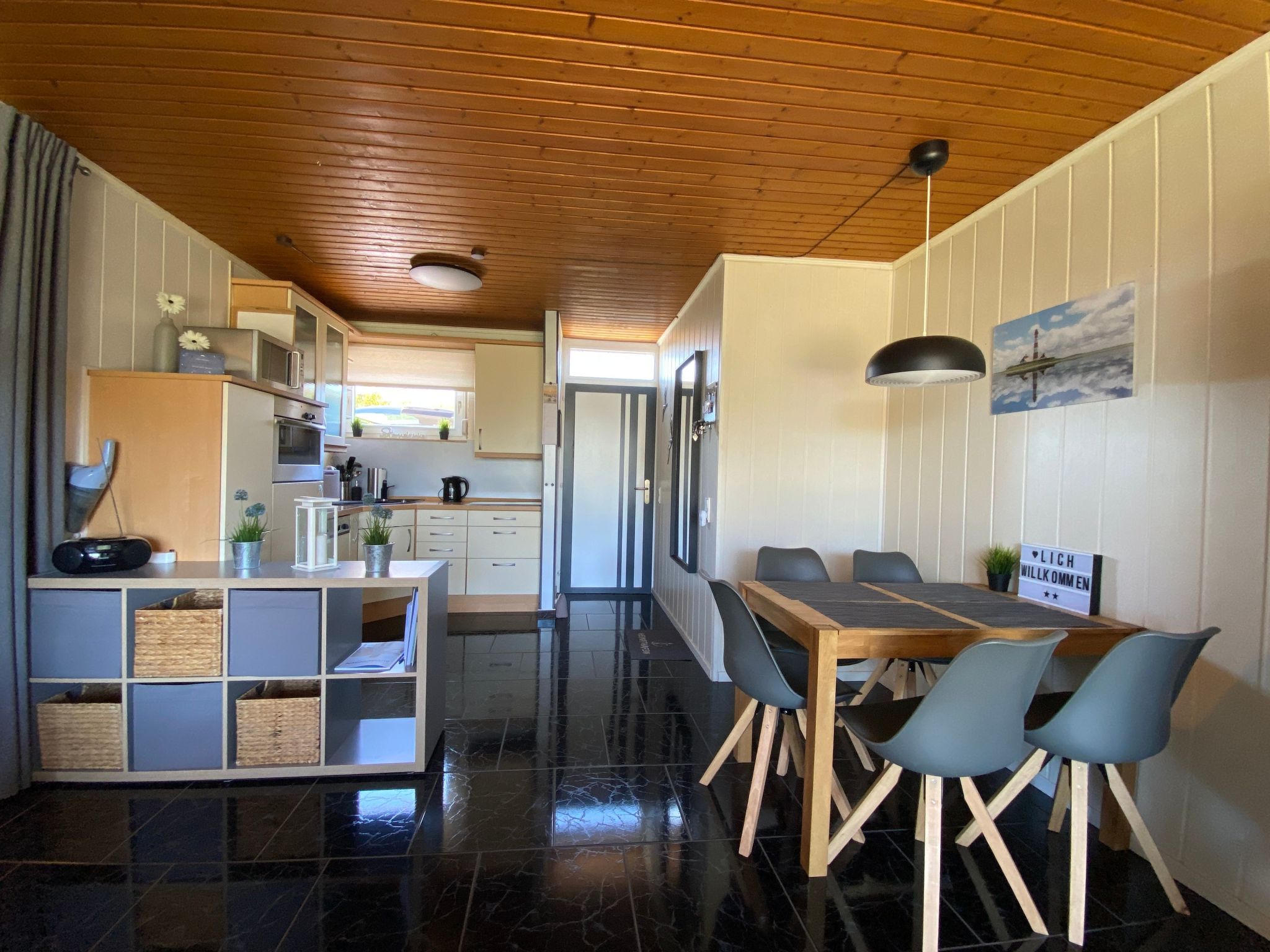 Freistehendes Ferienhaus in Tossens mit Terrasse-Image-tags.info