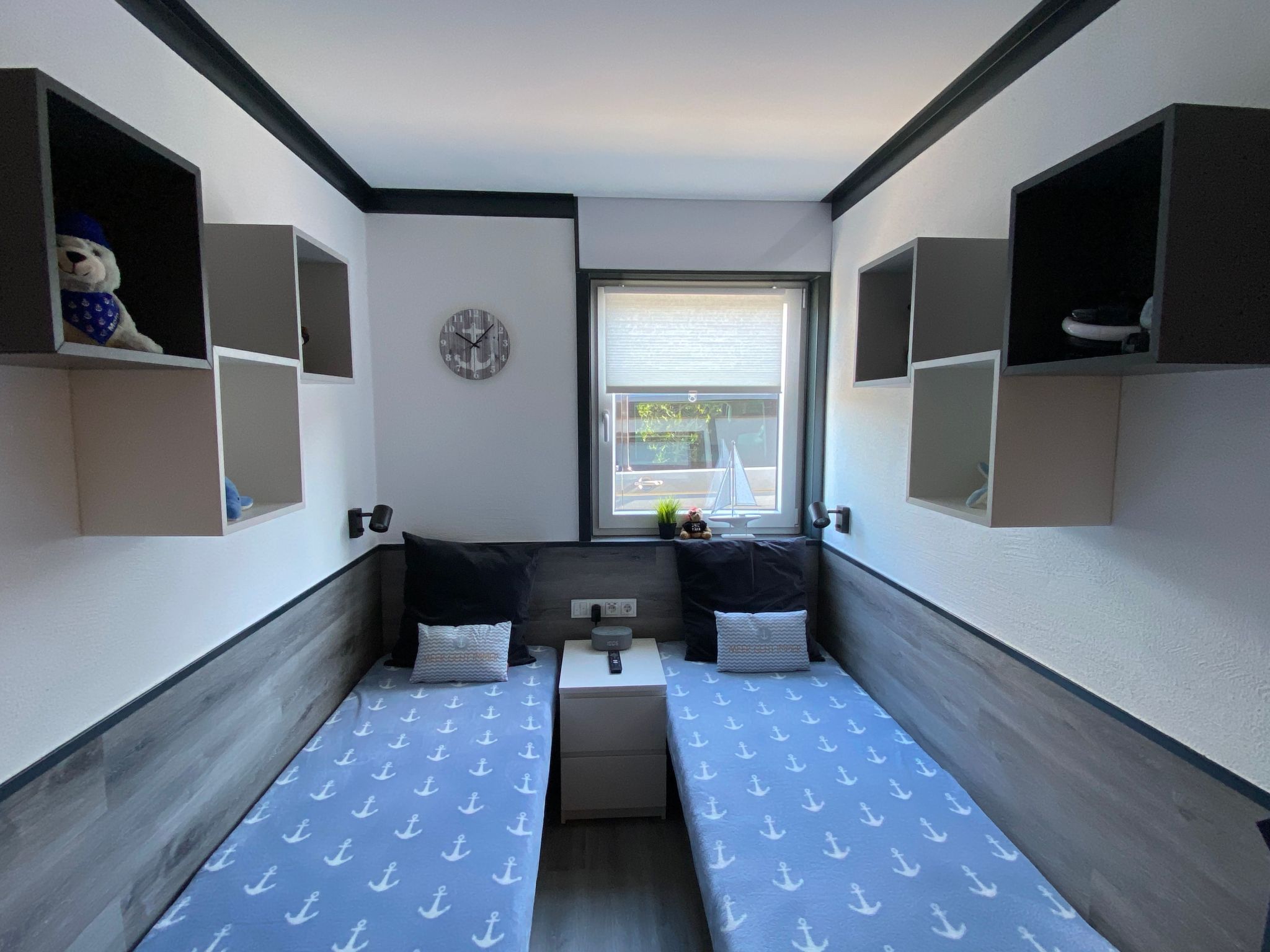 Freistehendes Ferienhaus in Tossens mit Terrasse-Image-tags.info