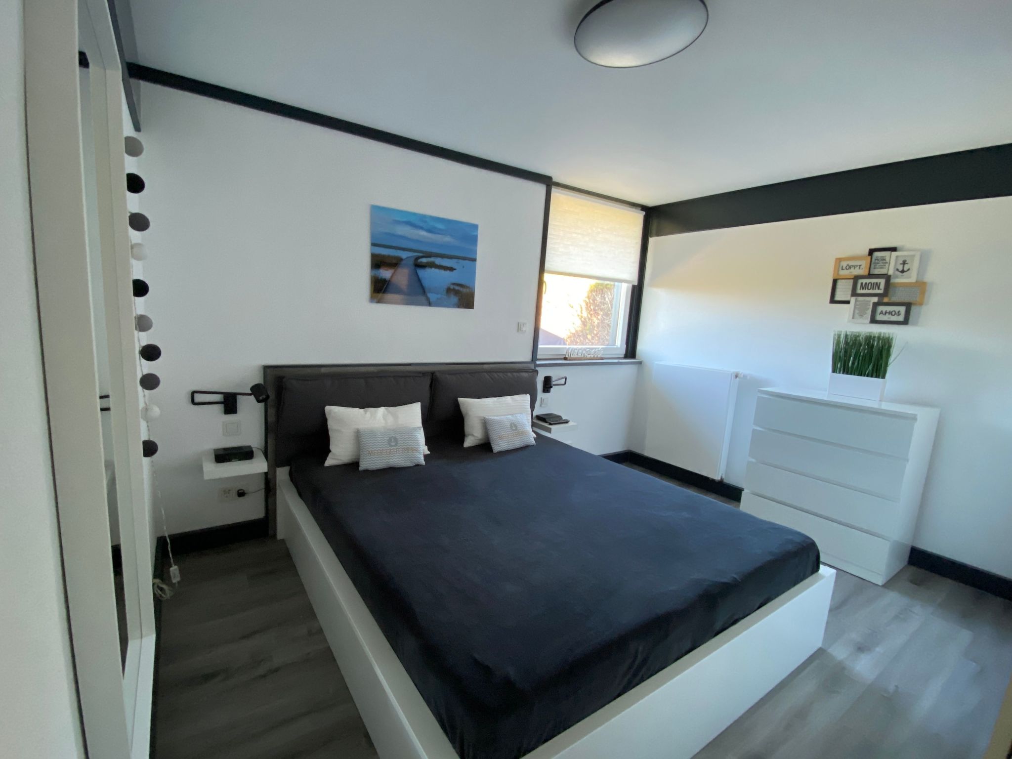 Freistehendes Ferienhaus in Tossens mit Terrasse-Image-tags.info