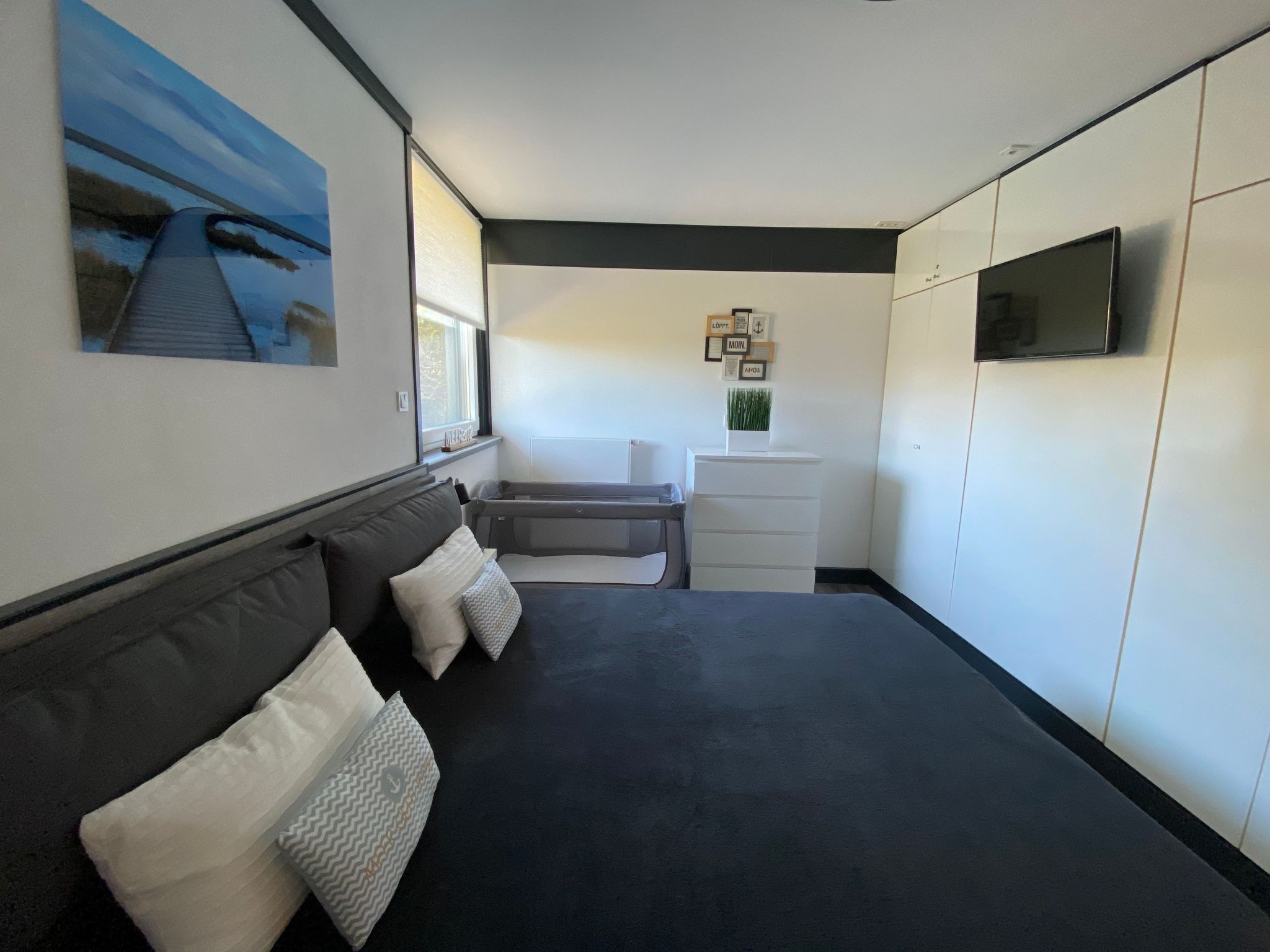 Freistehendes Ferienhaus in Tossens mit Terrasse-Image-tags.info