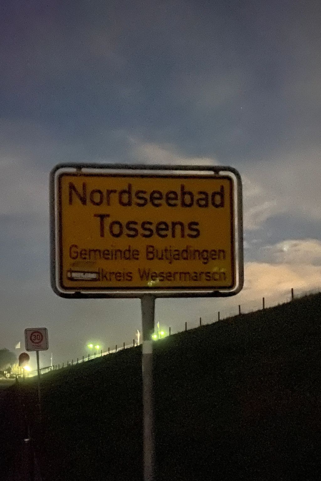 In Tossens mit Möblierter Terrasse-Image-tags.info