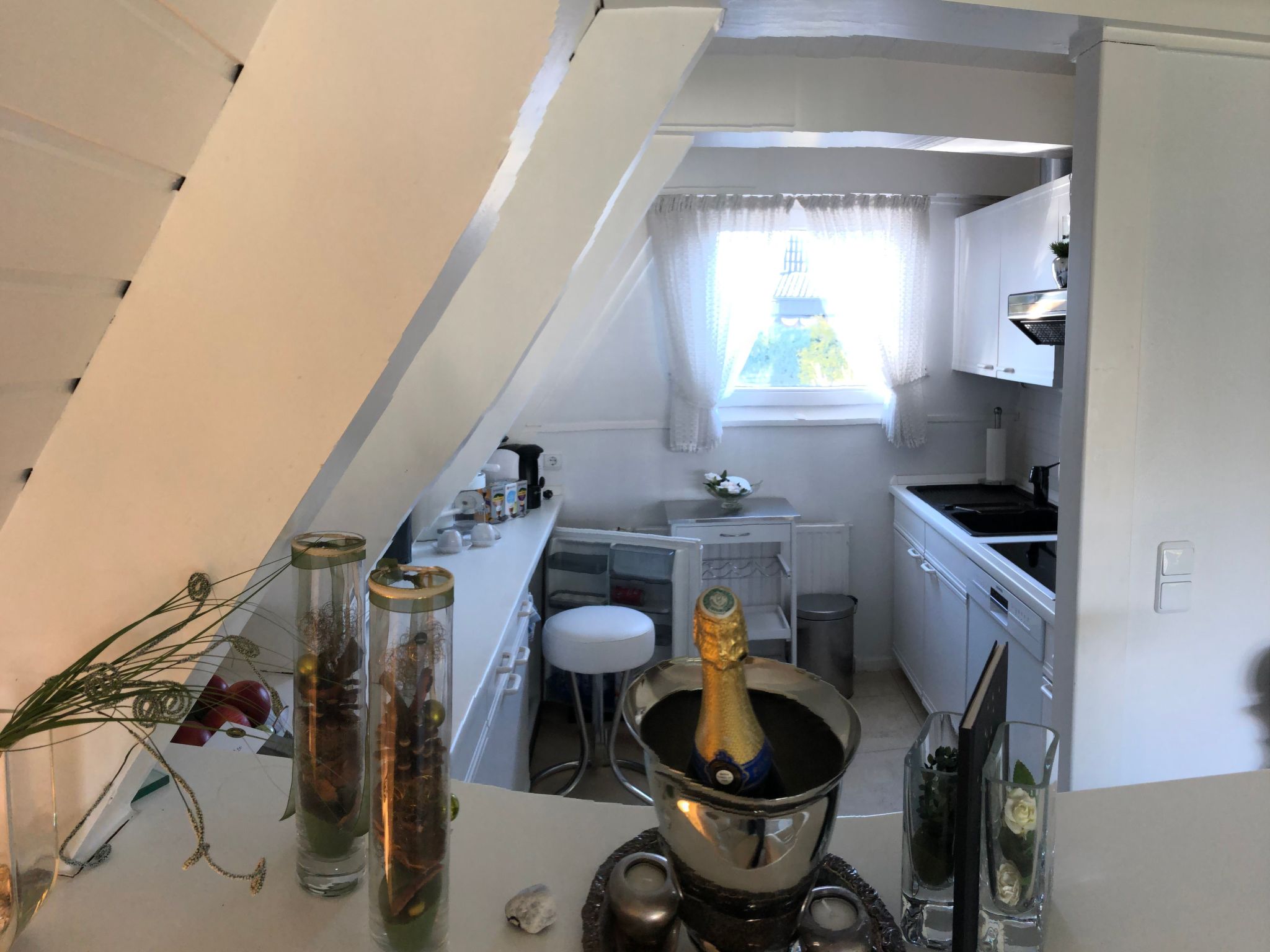 Nurdachhaus in Burhave mit Garten