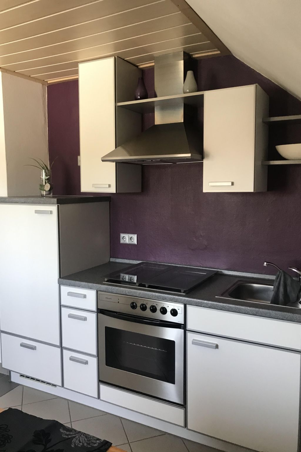 In Burhave-Image-tags.info