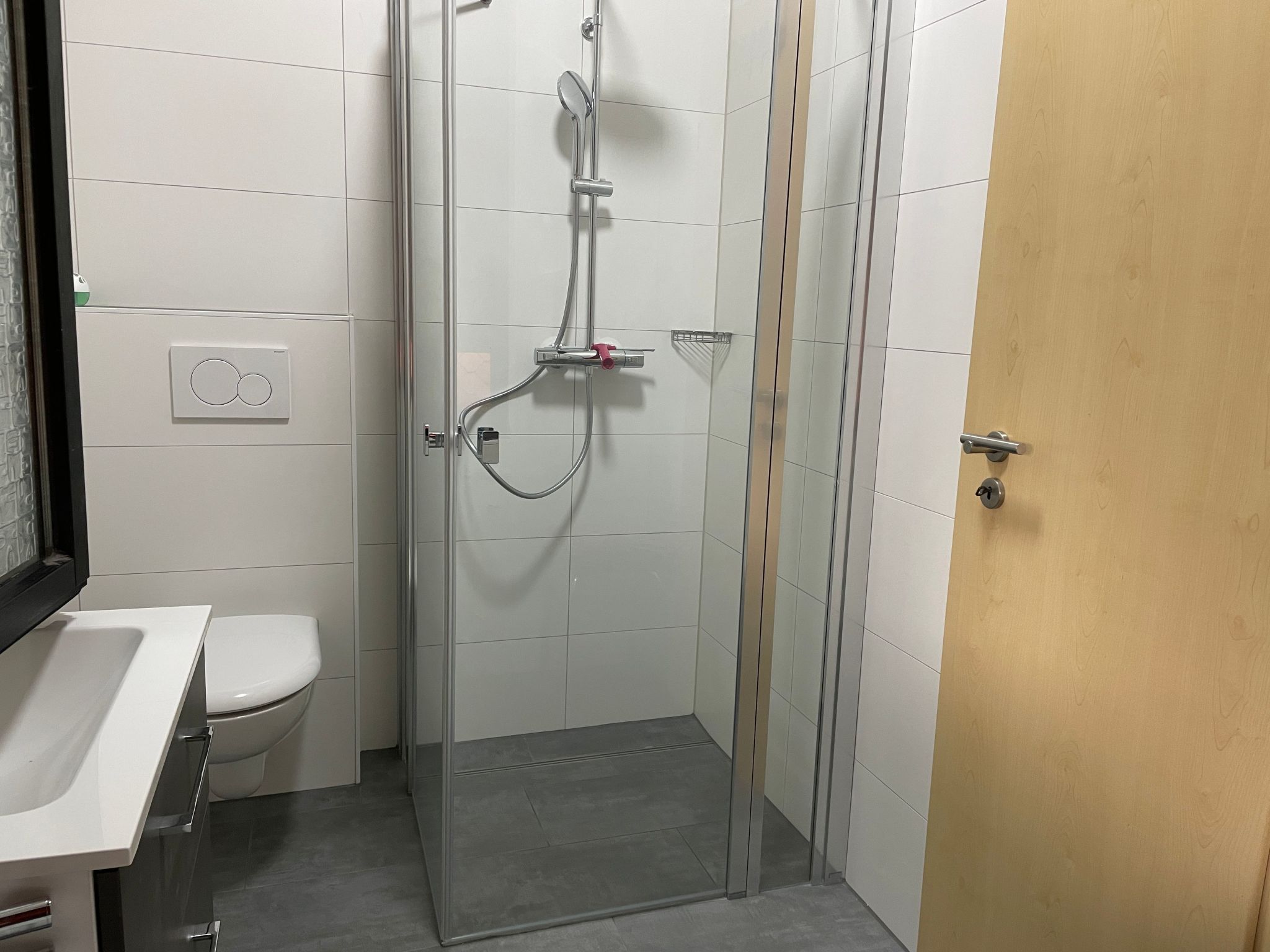 Hochwertiges Ferienhaus in einem Ferienpark-Dedans