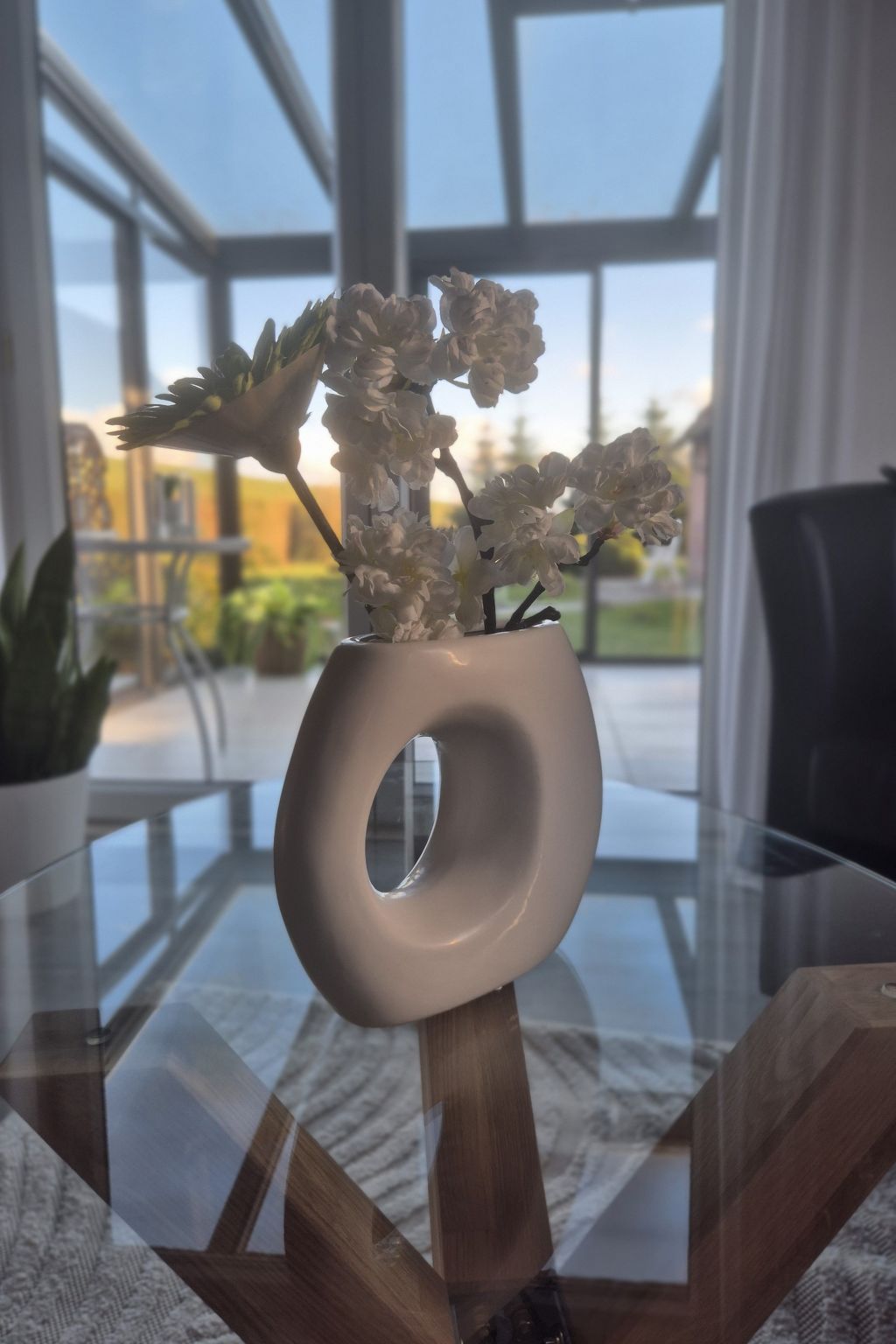 Mit Wintergarten und Garten am Deich-Inside