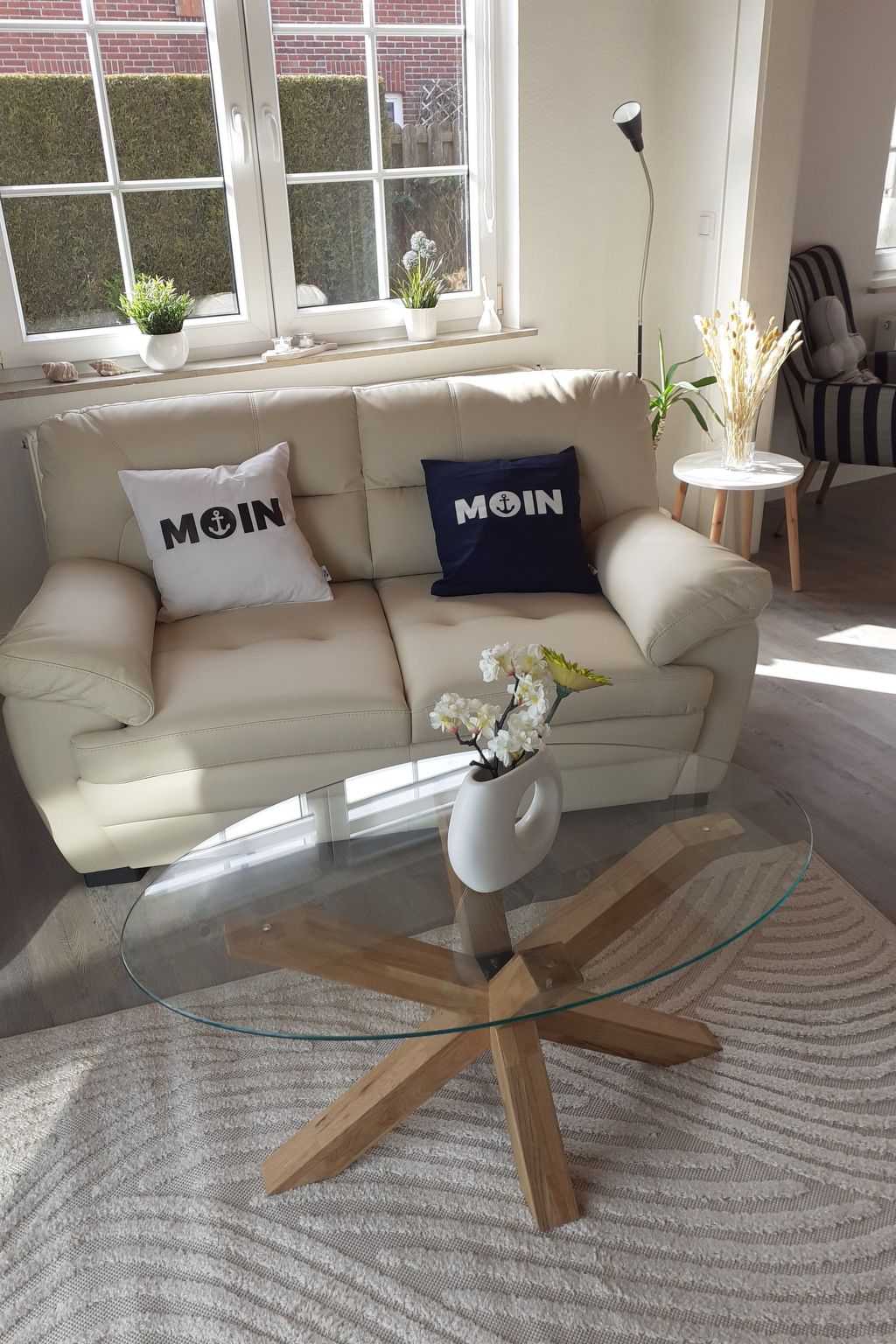 Mit Wintergarten und Garten am Deich-Inside