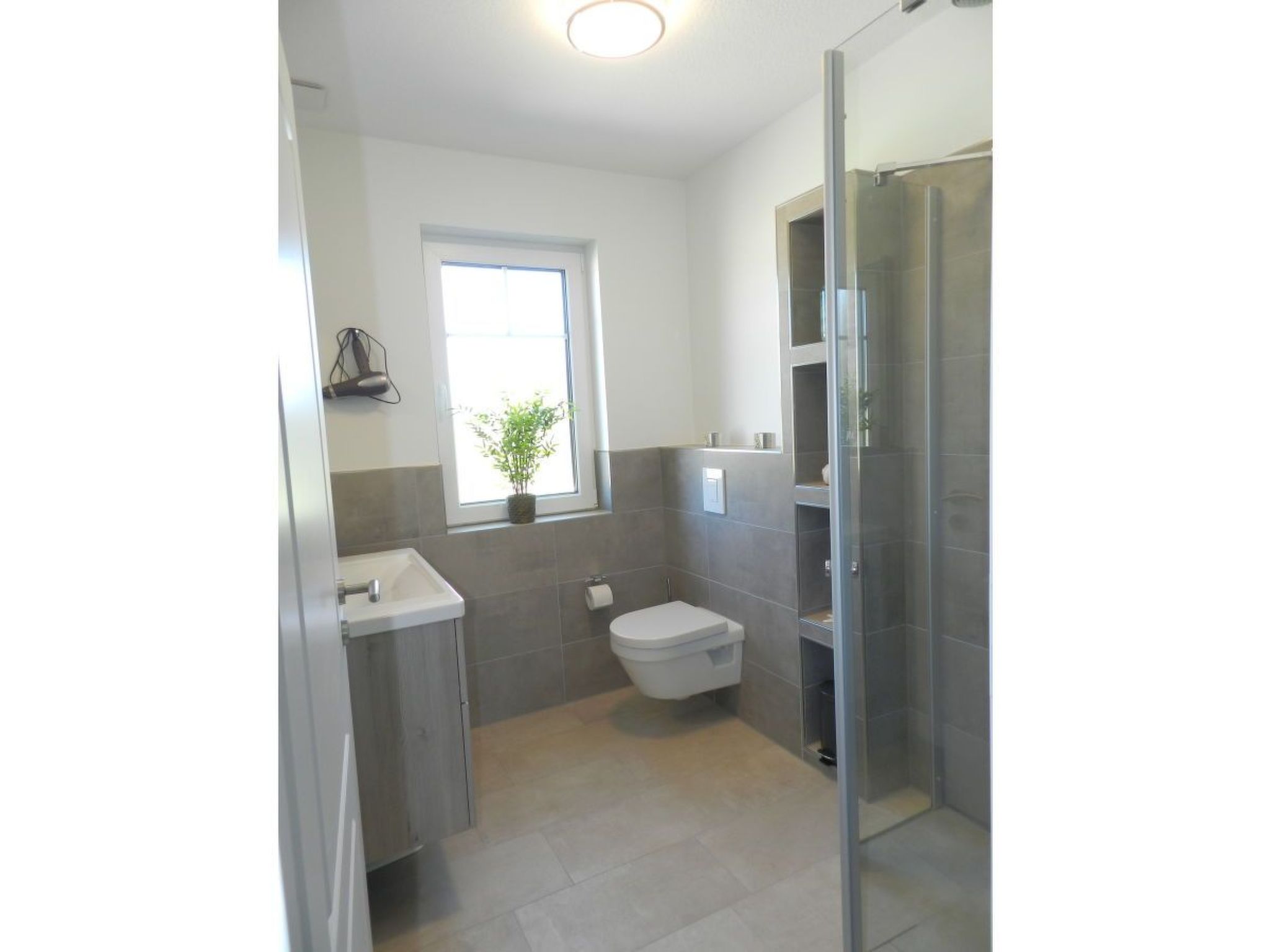 In Burhave mit Kleinem Garten-Image-tags.info