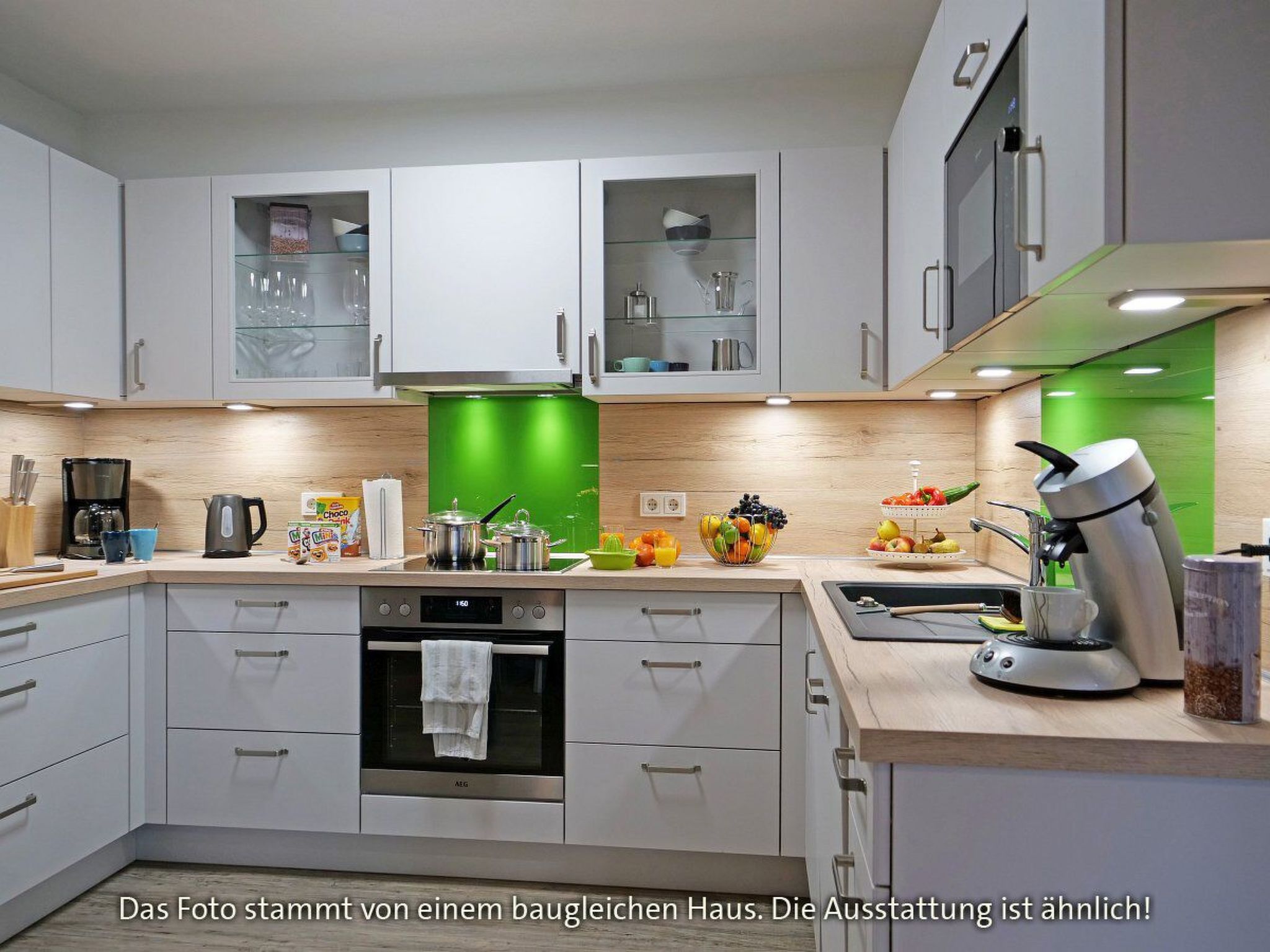 In Burhave mit Großer Terrasse-Drinnen