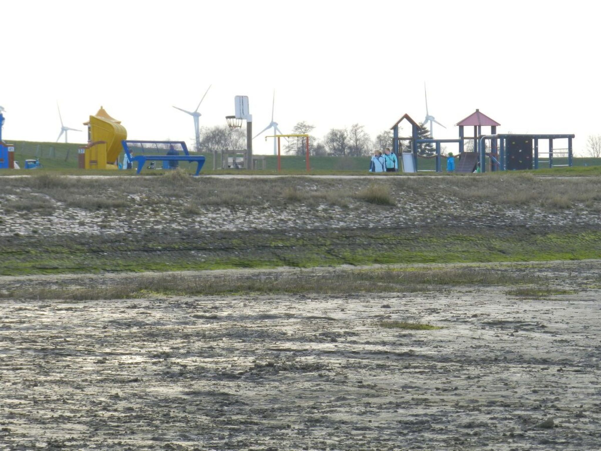 In Burhave mit Großer Terrasse-Drinnen
