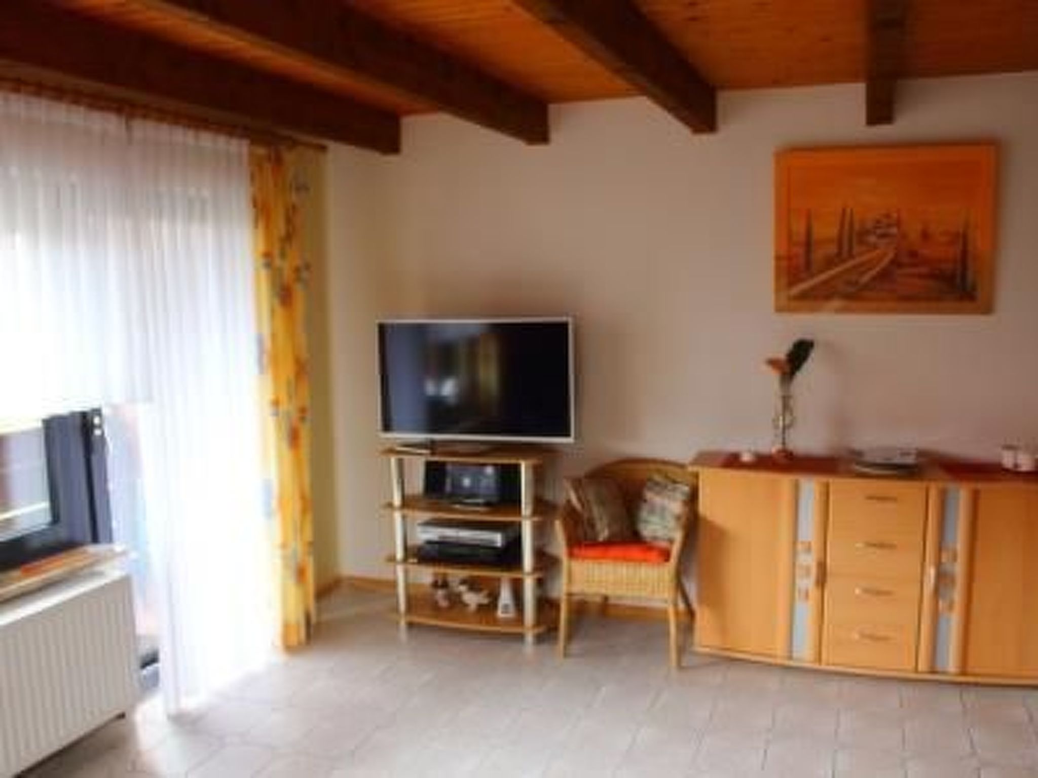 Geräumige Ferienwohnung in Burhave mit Grill, Garten und Pool-Binnen