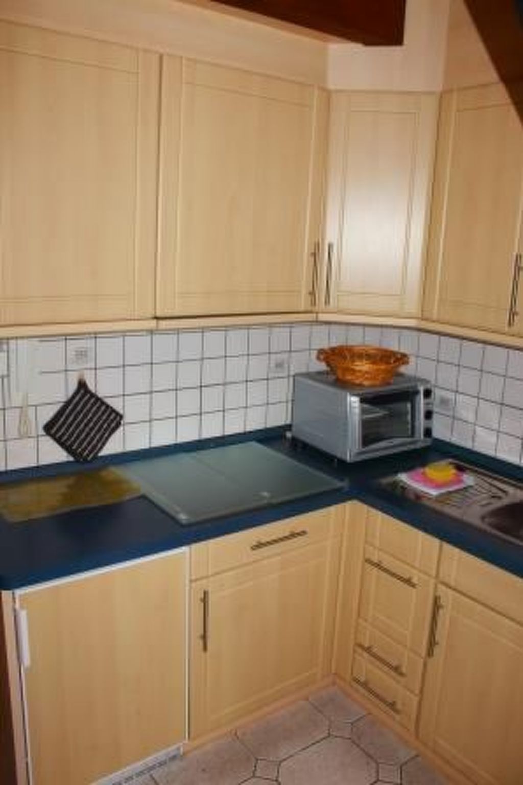 Geräumige Ferienwohnung in Burhave mit Grill, Garten und Pool-Binnen