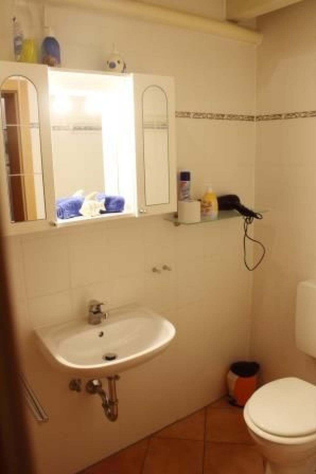 Geräumige Ferienwohnung in Burhave mit Grill, Garten und Pool-Binnen