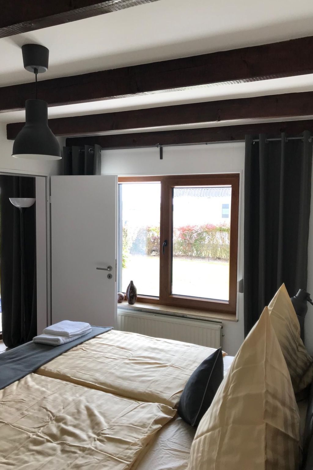 Freistehendes Ferienhaus mit Garten-Image-tags.info