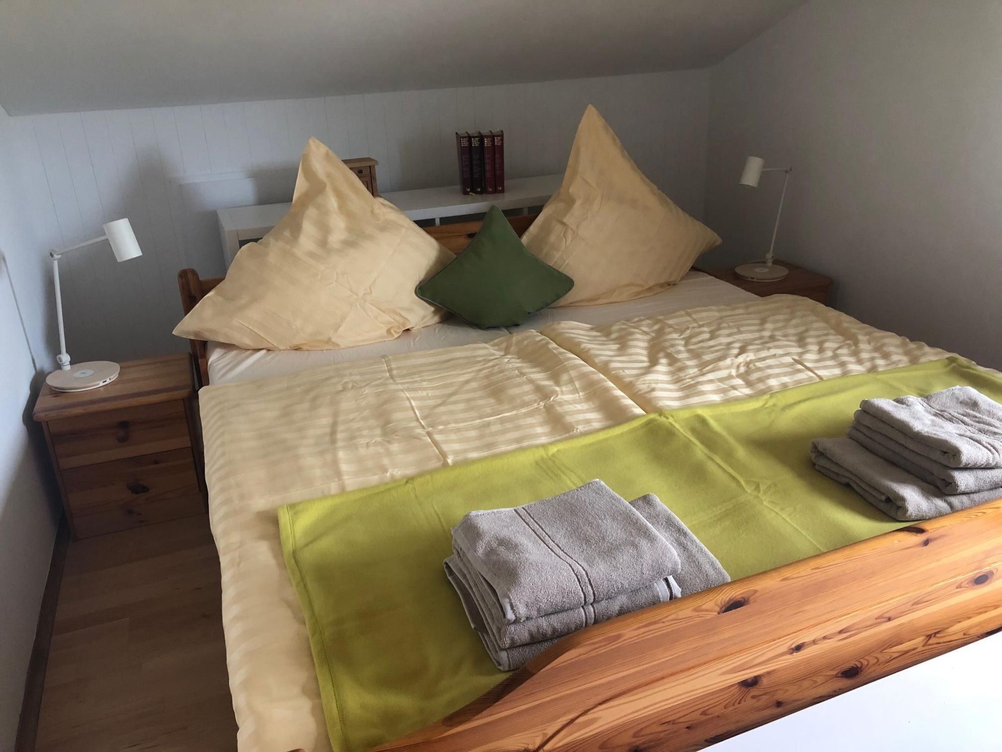 Freistehendes Ferienhaus mit Garten-Image-tags.info