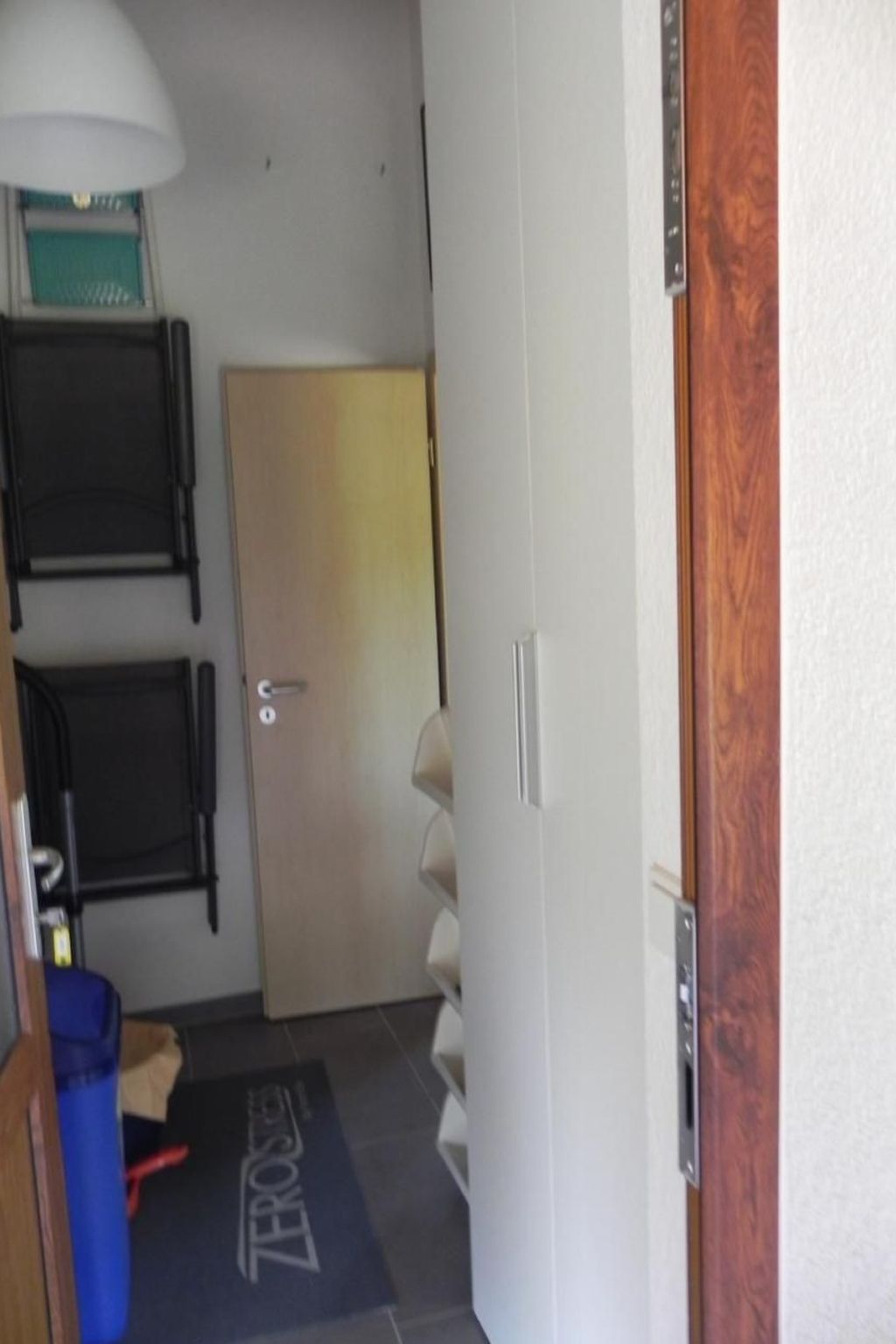 E19 Haus mit Wintergarten, Terrasse und Garten