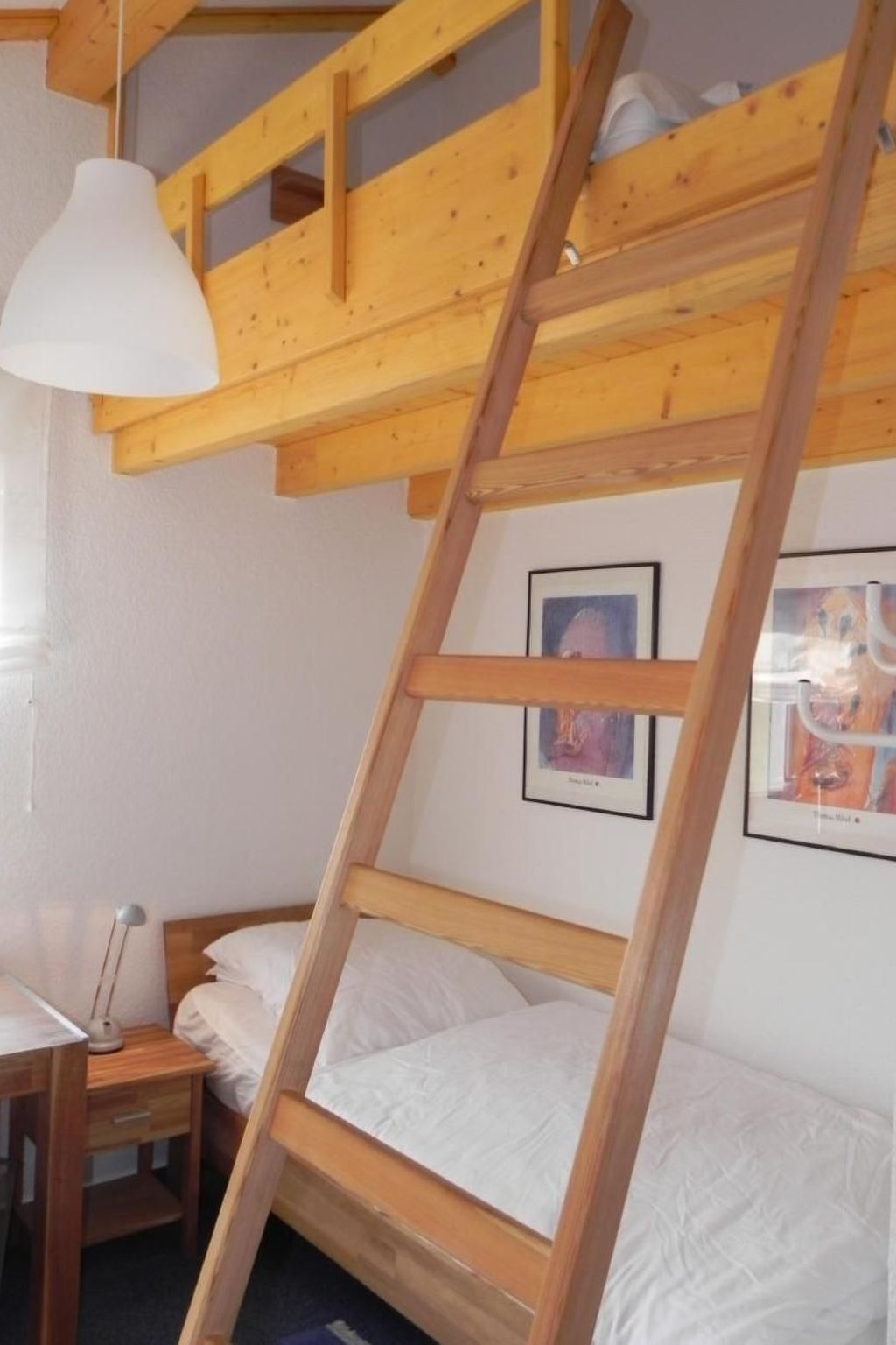 E19 Haus mit Wintergarten, Terrasse und Garten-Inside