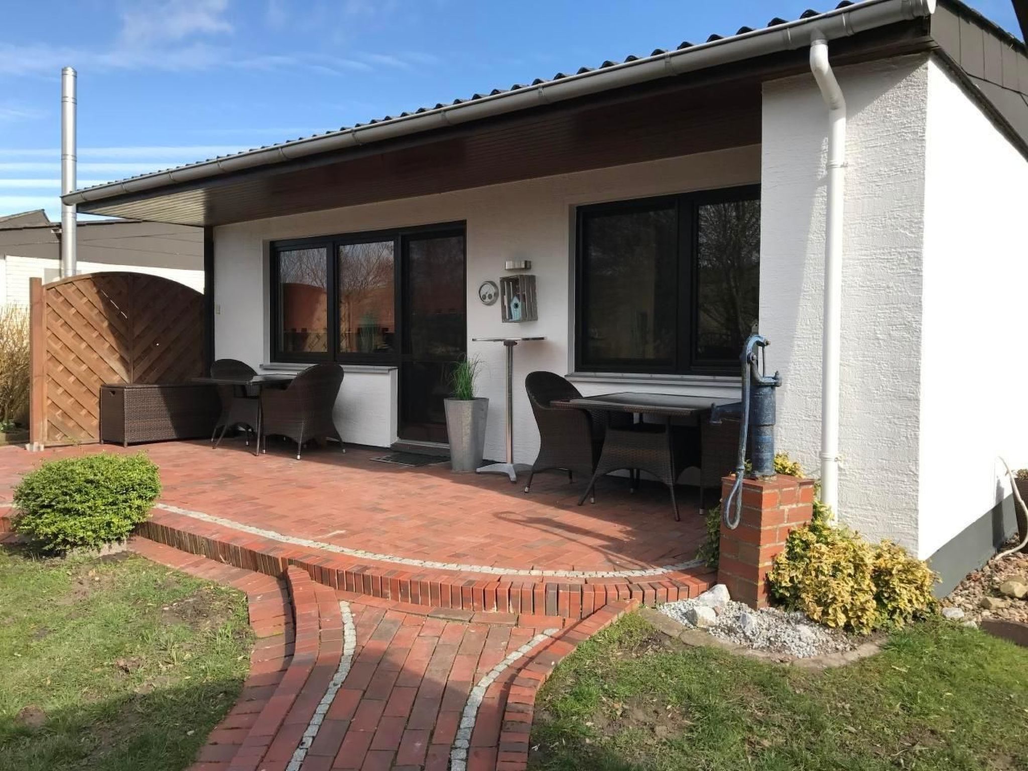 E13 Ferienhaus mit Garten, Terrasse und Deichblick