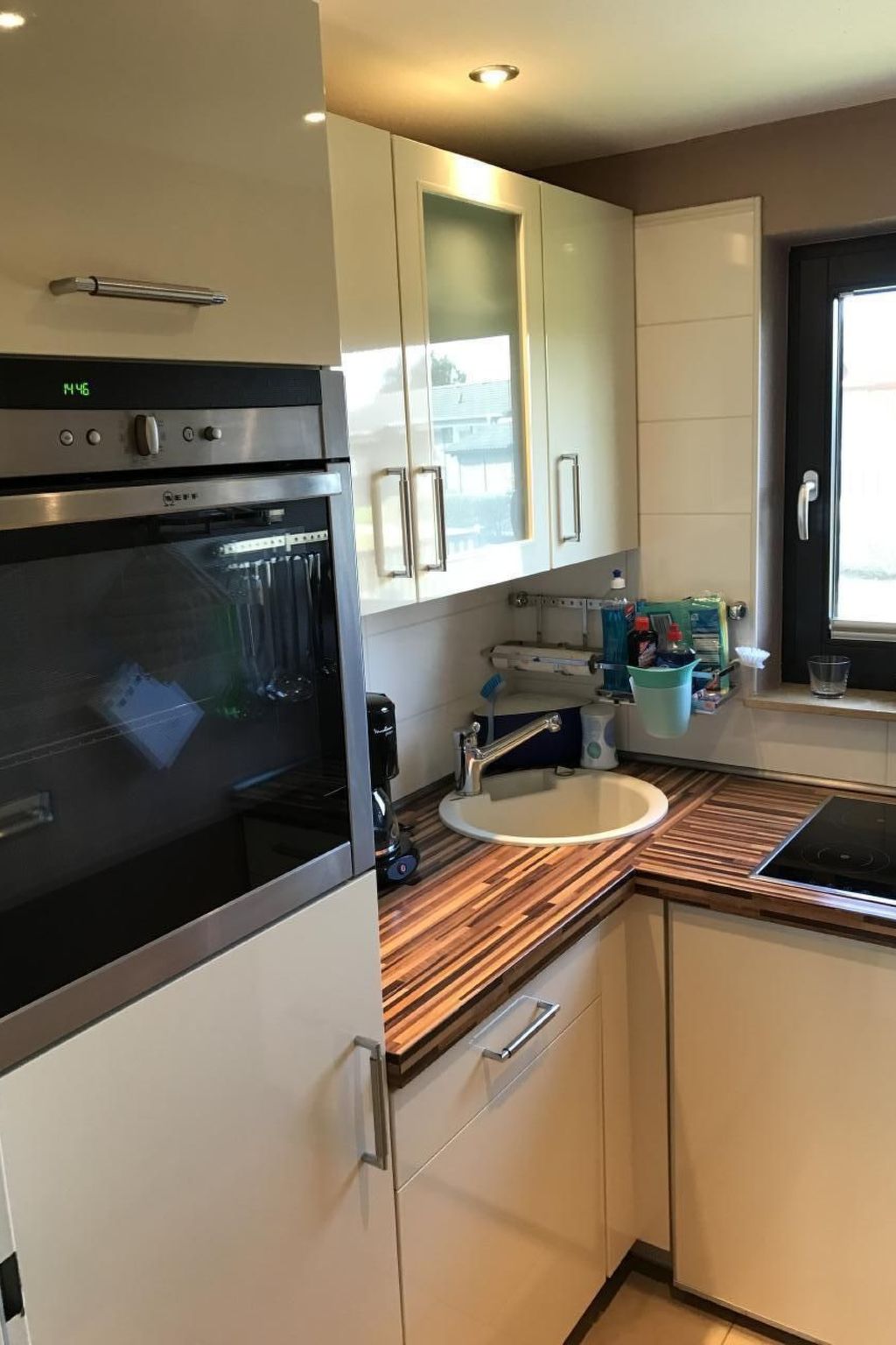 E13 Ferienhaus mit Garten, Terrasse und Deichblick-Binnen